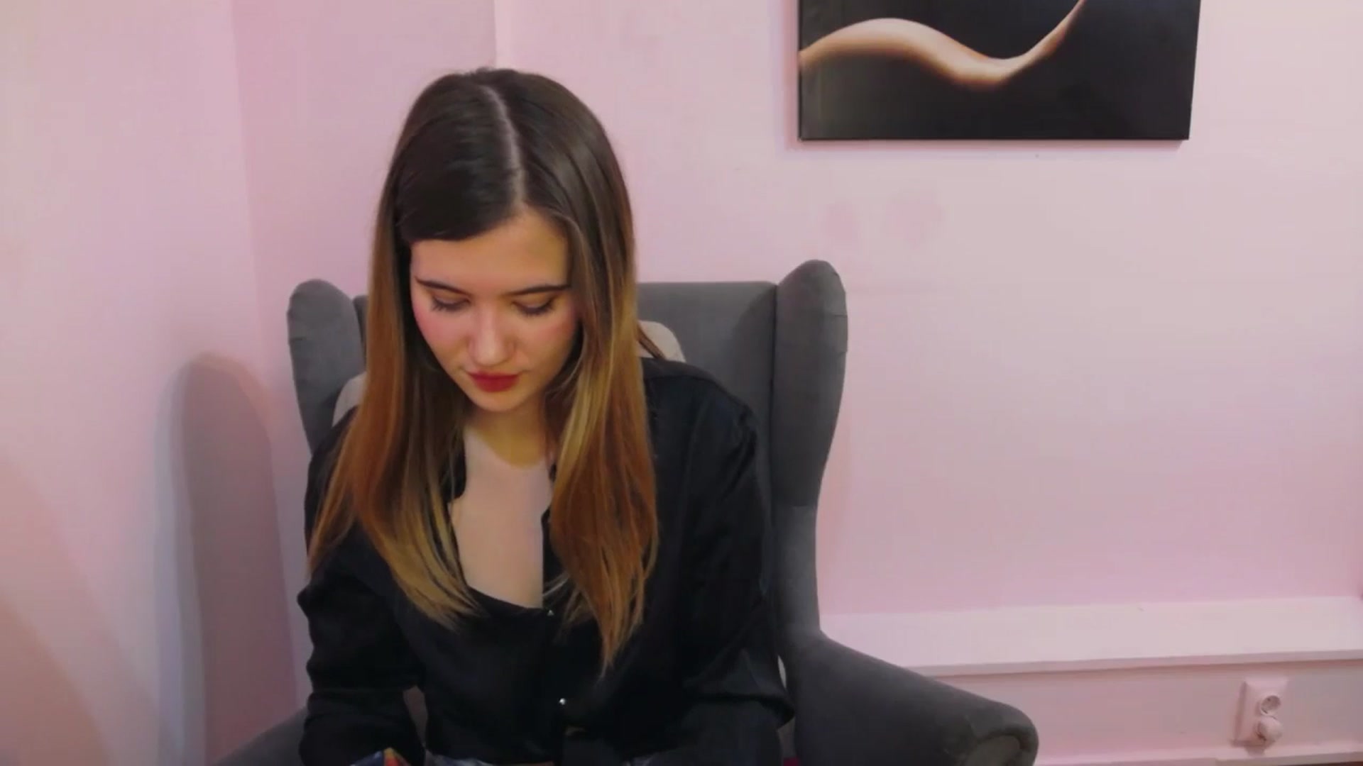 Gallery image thumbnail from Aileenaa's myfreecams stream on, 12/10/2025, 19:56 image 4 of 20