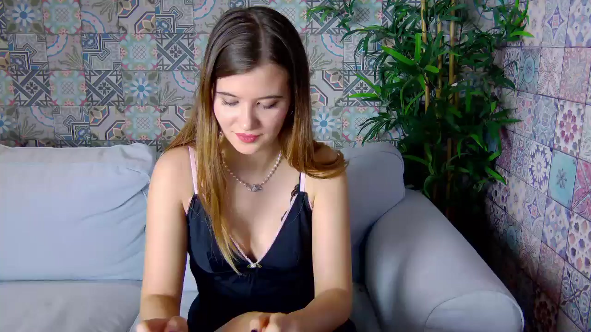 Gallery image thumbnail from Aileenaa's myfreecams stream on, 12/21/2025, 19:08 image 7 of 20