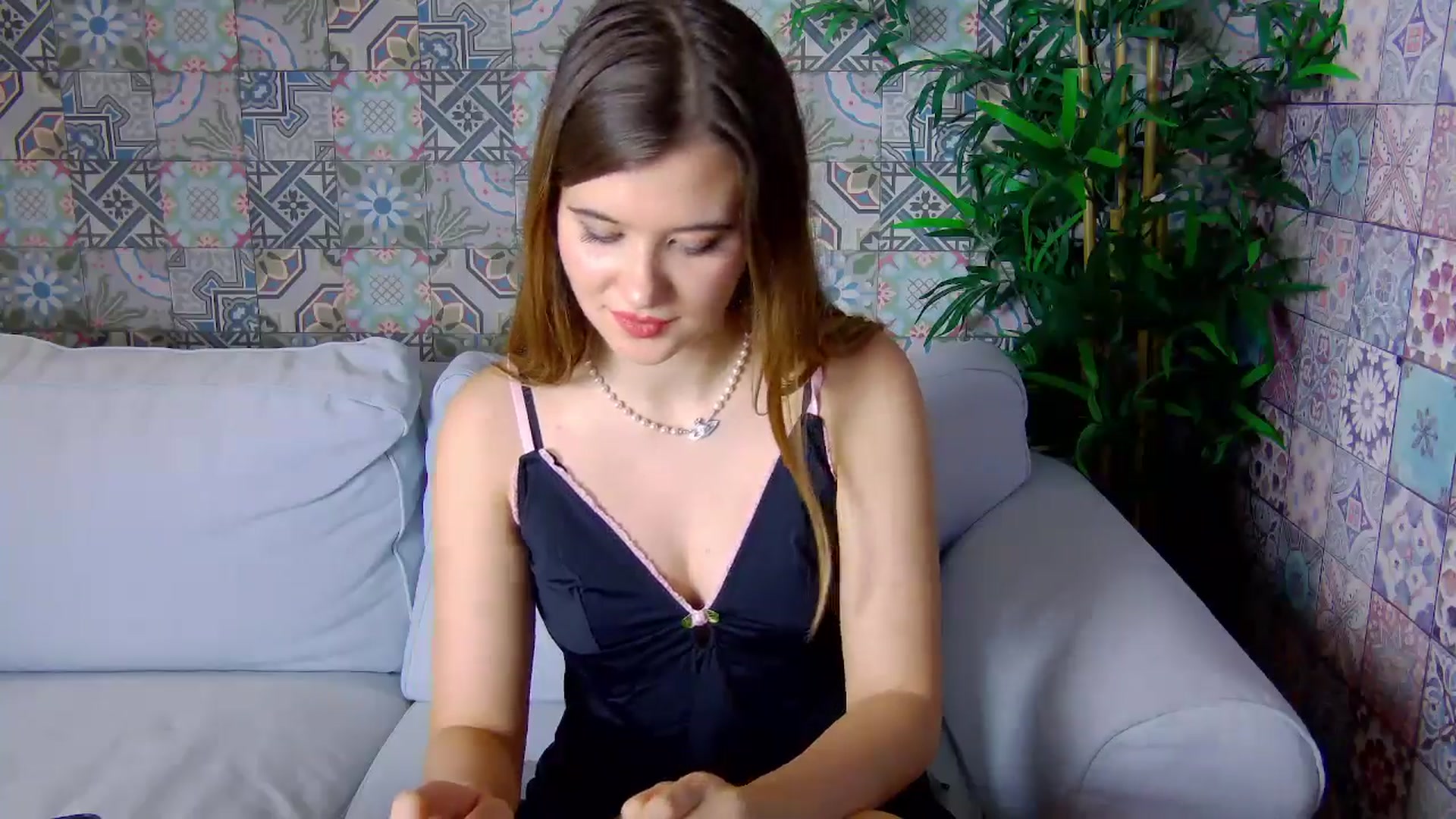 Gallery image thumbnail from Aileenaa's myfreecams stream on, 12/21/2025, 20:53 image 7 of 20