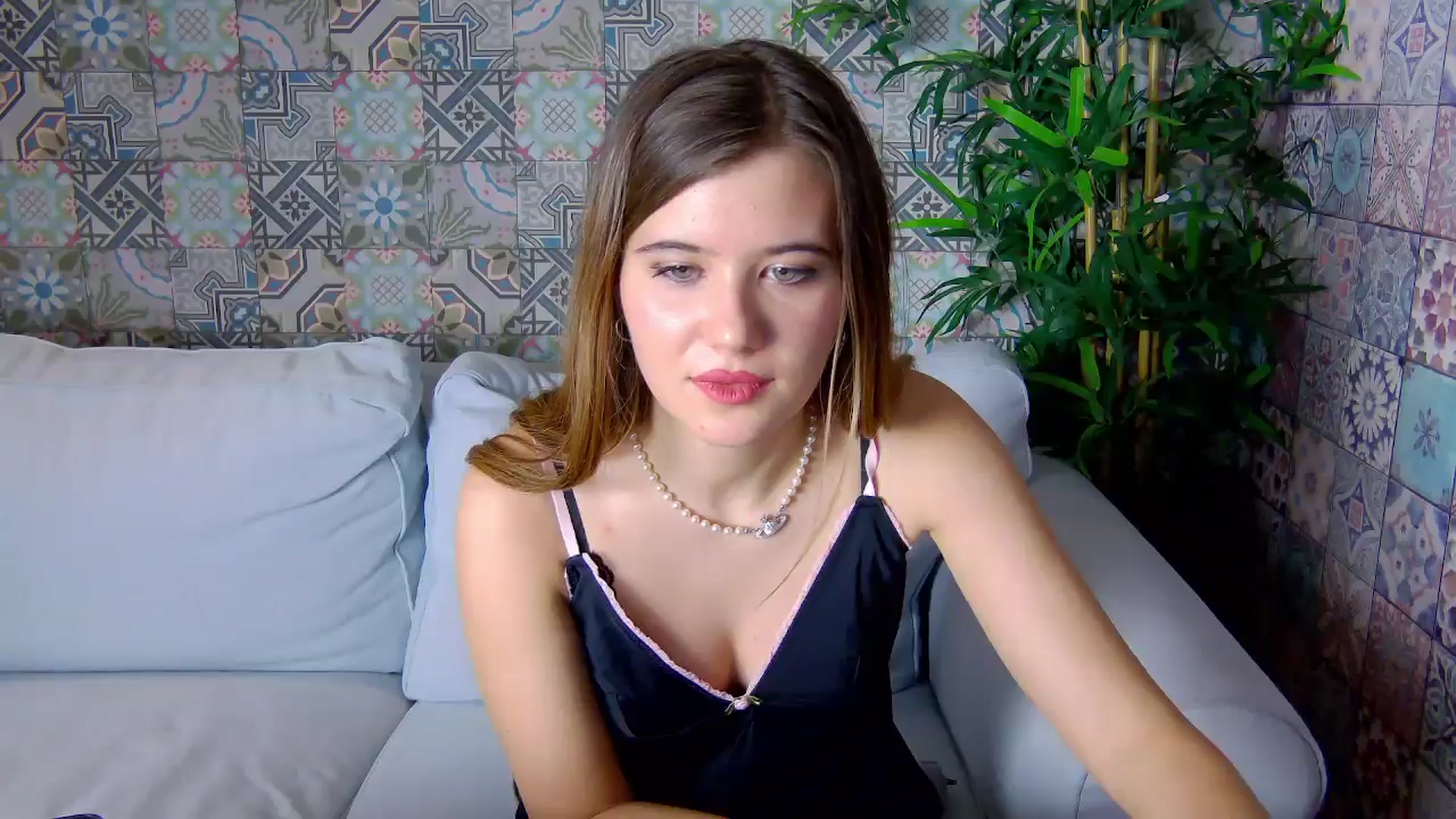 Gallery image thumbnail from Aileenaa's myfreecams stream on, 12/21/2025, 20:53 image 13 of 20