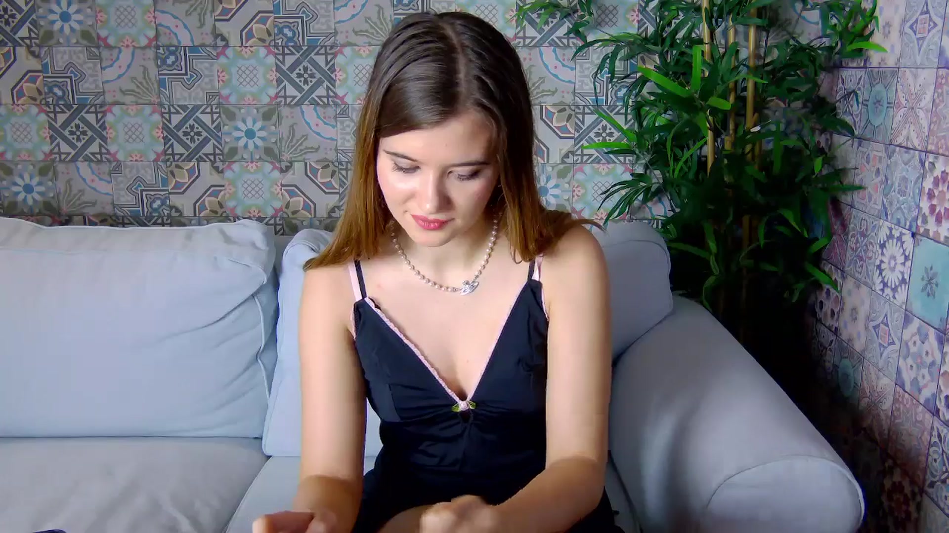 Gallery image thumbnail from Aileenaa's myfreecams stream on, 12/21/2025, 20:53 image 5 of 20
