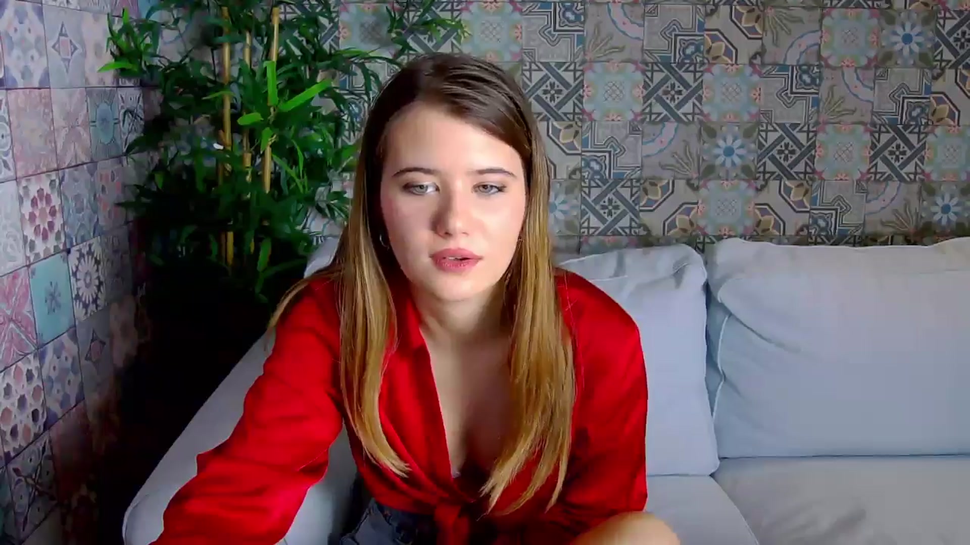 Gallery image thumbnail from Aileenaa's myfreecams stream on, 12/22/2025, 20:32 image 2 of 20