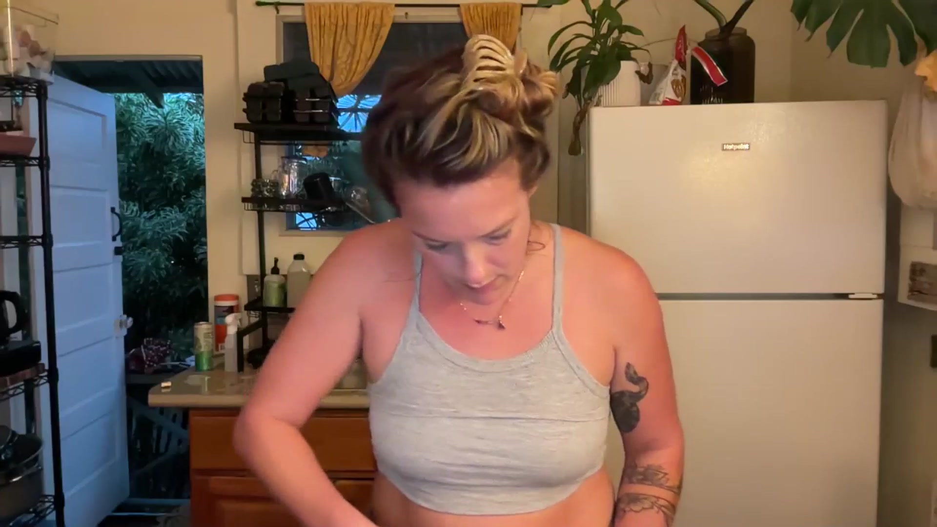 Gallery image thumbnail from Ailia's myfreecams stream on, 11/30/2024, 04:05 image 5 of 20