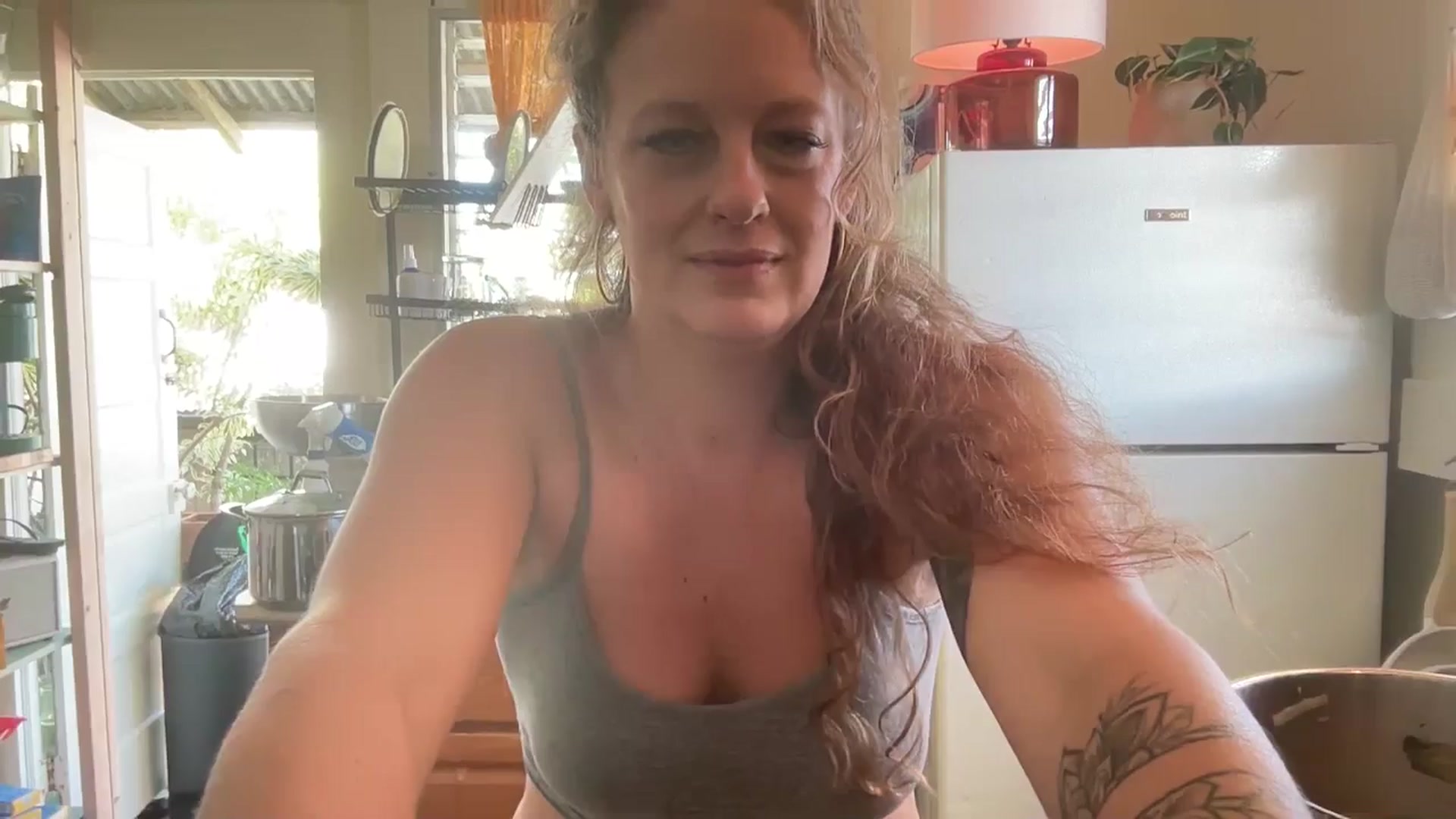Gallery image thumbnail from Ailia's myfreecams stream on, 01/19/2025, 01:49 image 4 of 20