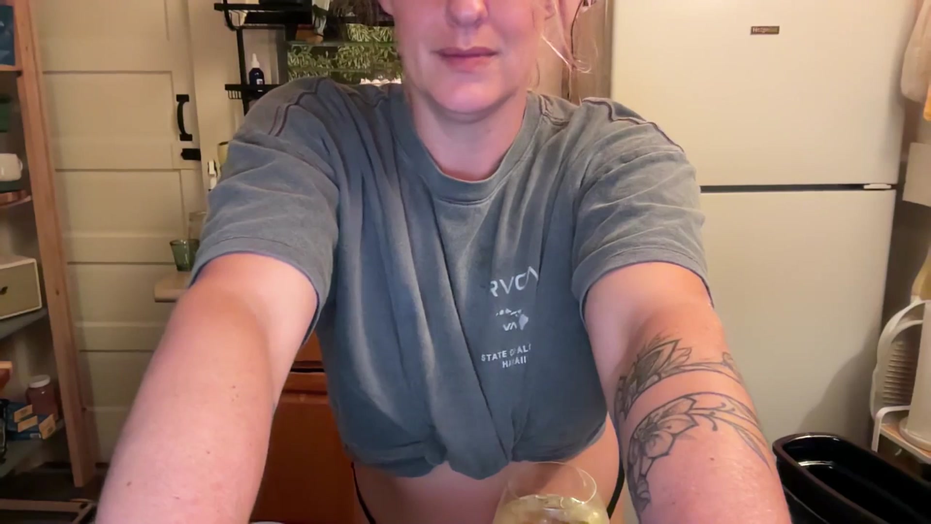 Gallery image thumbnail from Ailia's myfreecams stream on, 01/22/2025, 07:01 image 5 of 20