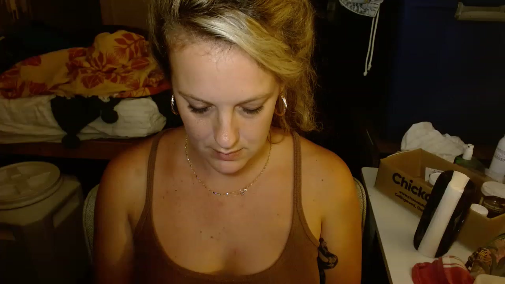 Gallery image thumbnail from Ailia_'s myfreecams stream on, 11/15/2022, 07:09 image 10 of 20