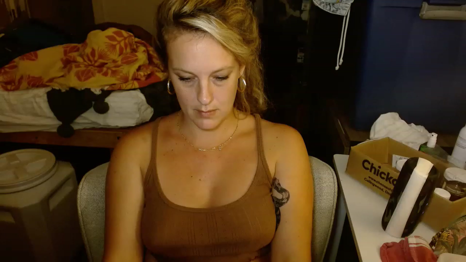 Gallery image thumbnail from Ailia_'s myfreecams stream on, 11/15/2022, 07:09 image 12 of 20