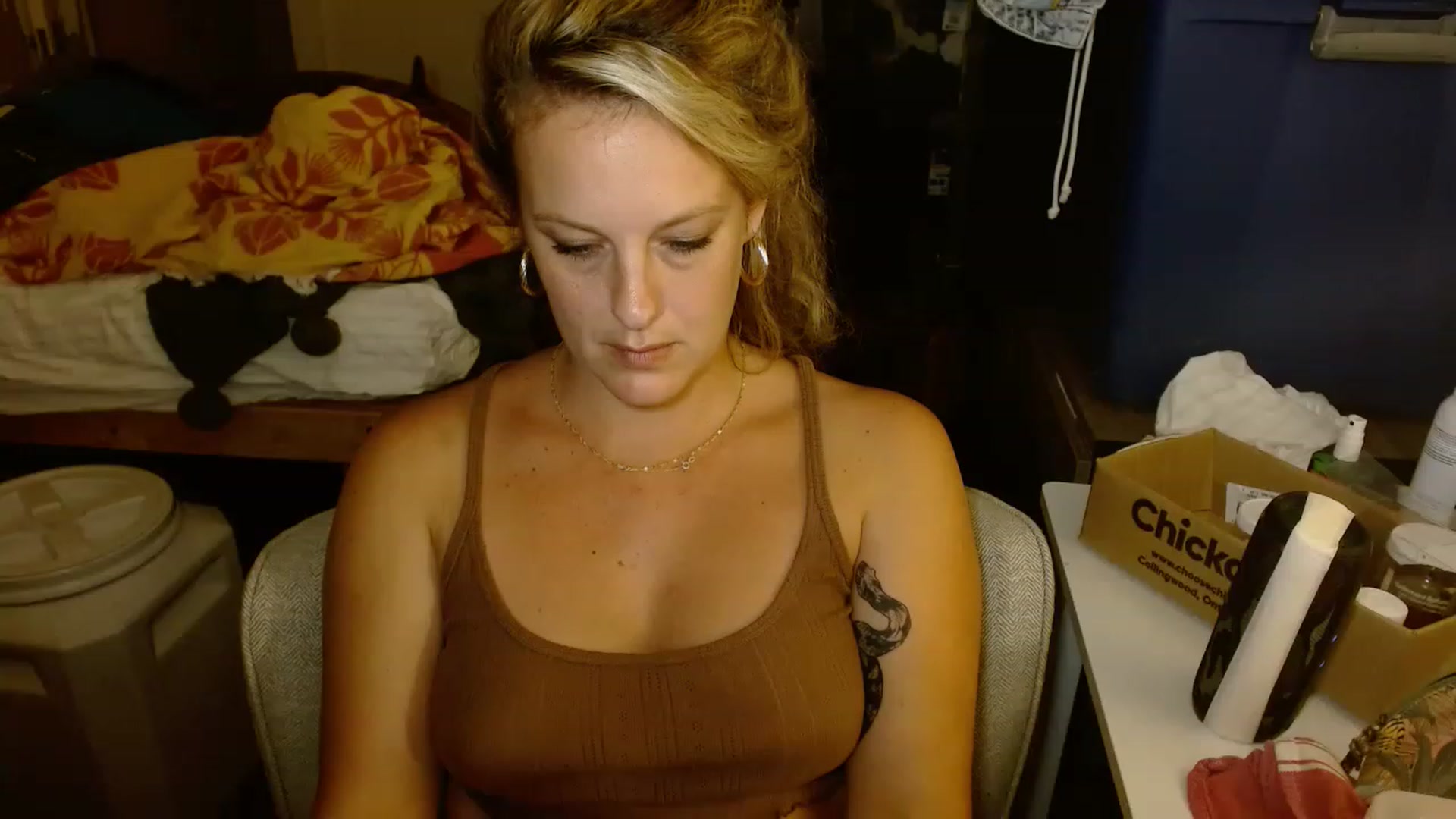Gallery image thumbnail from Ailia_'s myfreecams stream on, 11/15/2022, 07:09 image 11 of 20