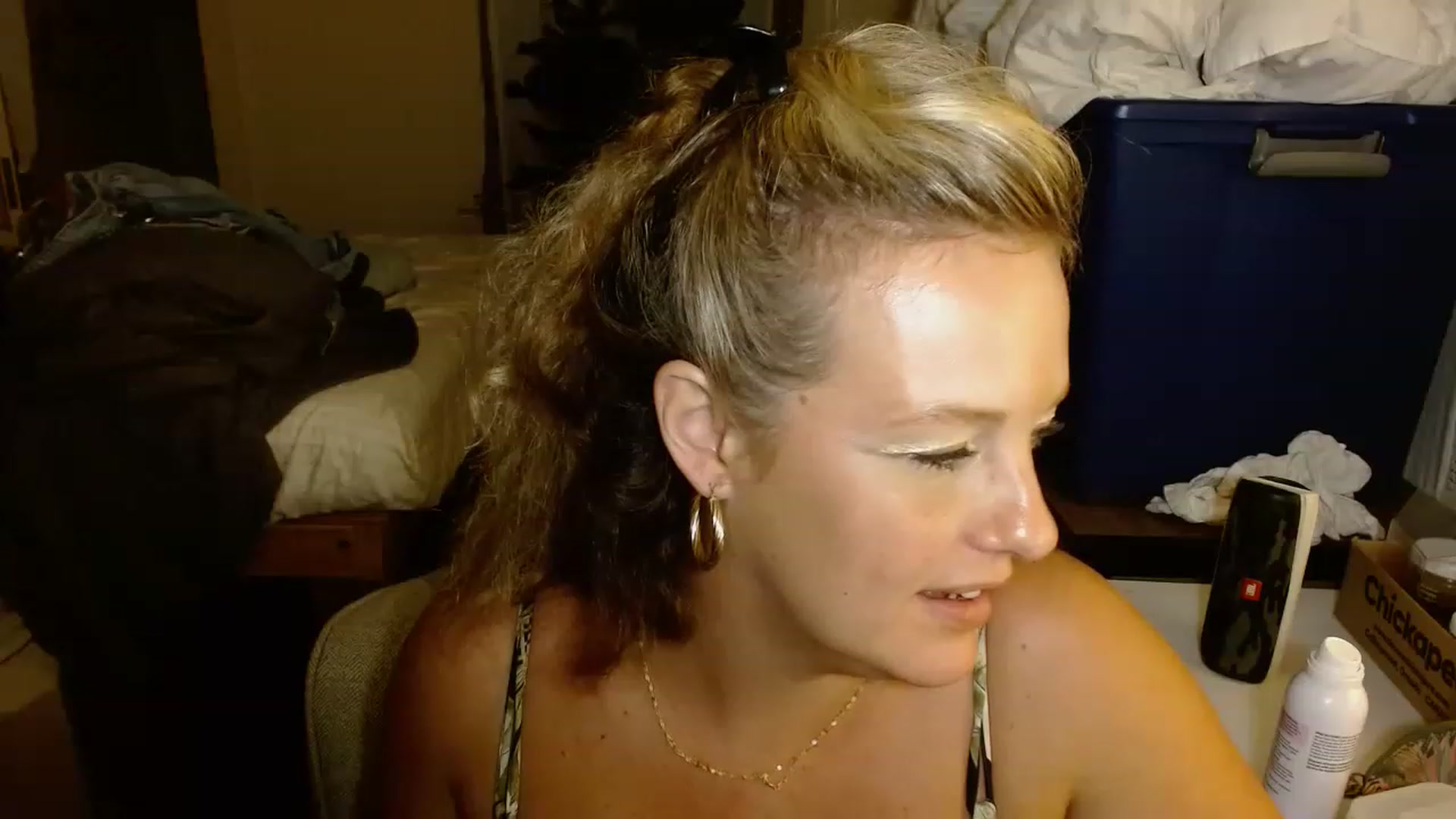 Gallery image thumbnail from Ailia_'s myfreecams stream on, 11/17/2022, 06:22 image 1 of 20