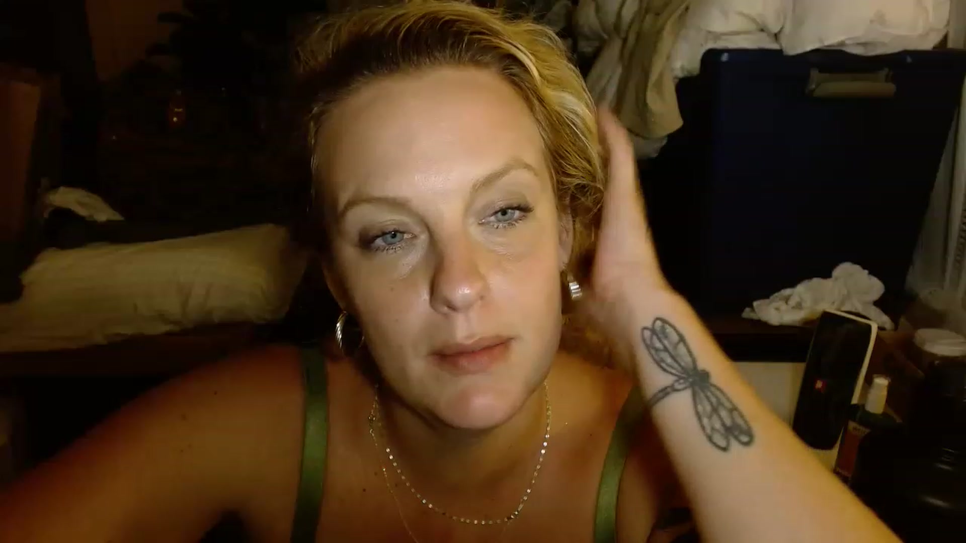 Gallery image thumbnail from Ailia_'s myfreecams stream on, 11/18/2022, 04:36 image 12 of 20