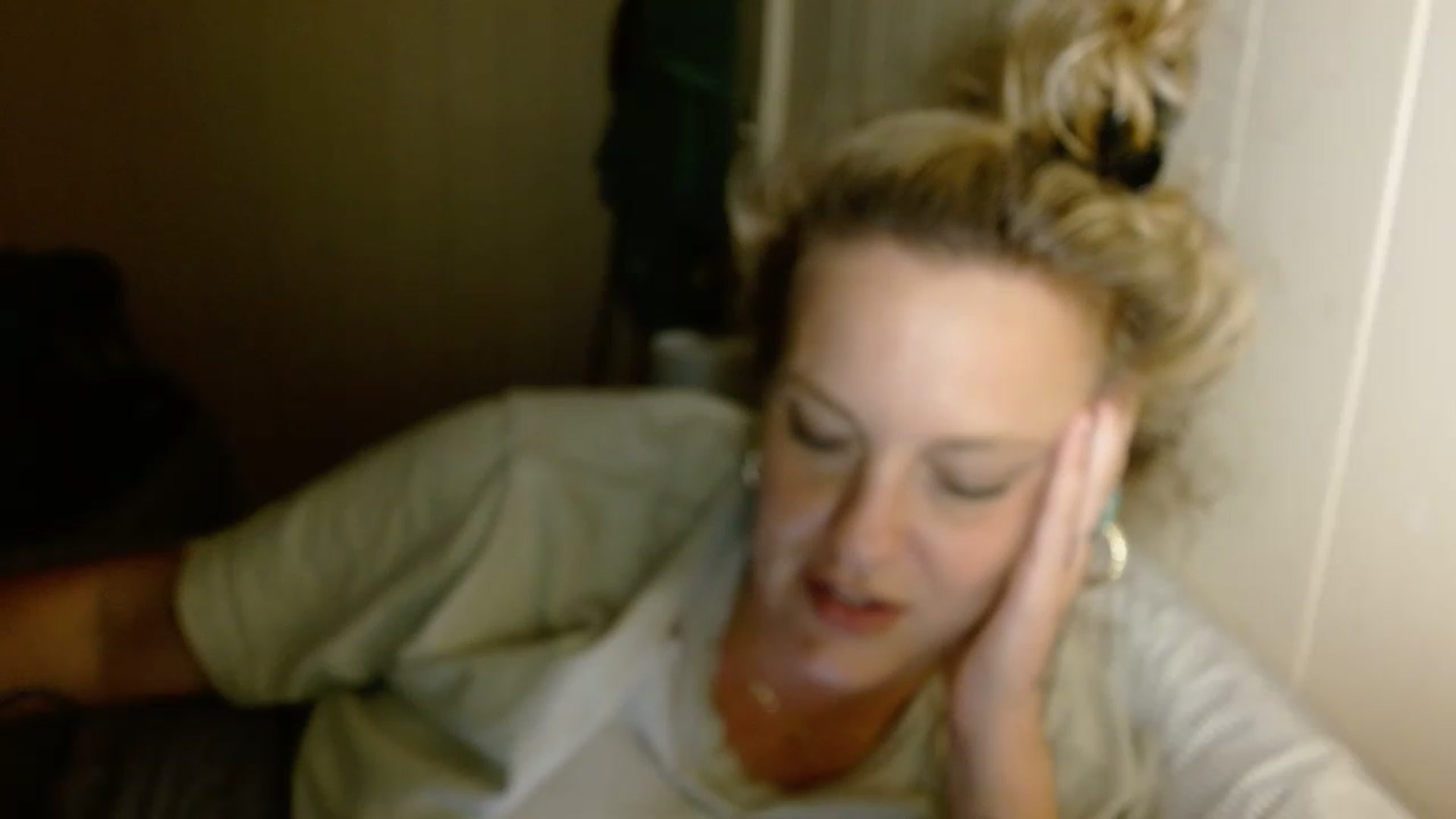 Gallery image thumbnail from Ailia_'s myfreecams stream on, 11/18/2022, 09:56 image 2 of 20