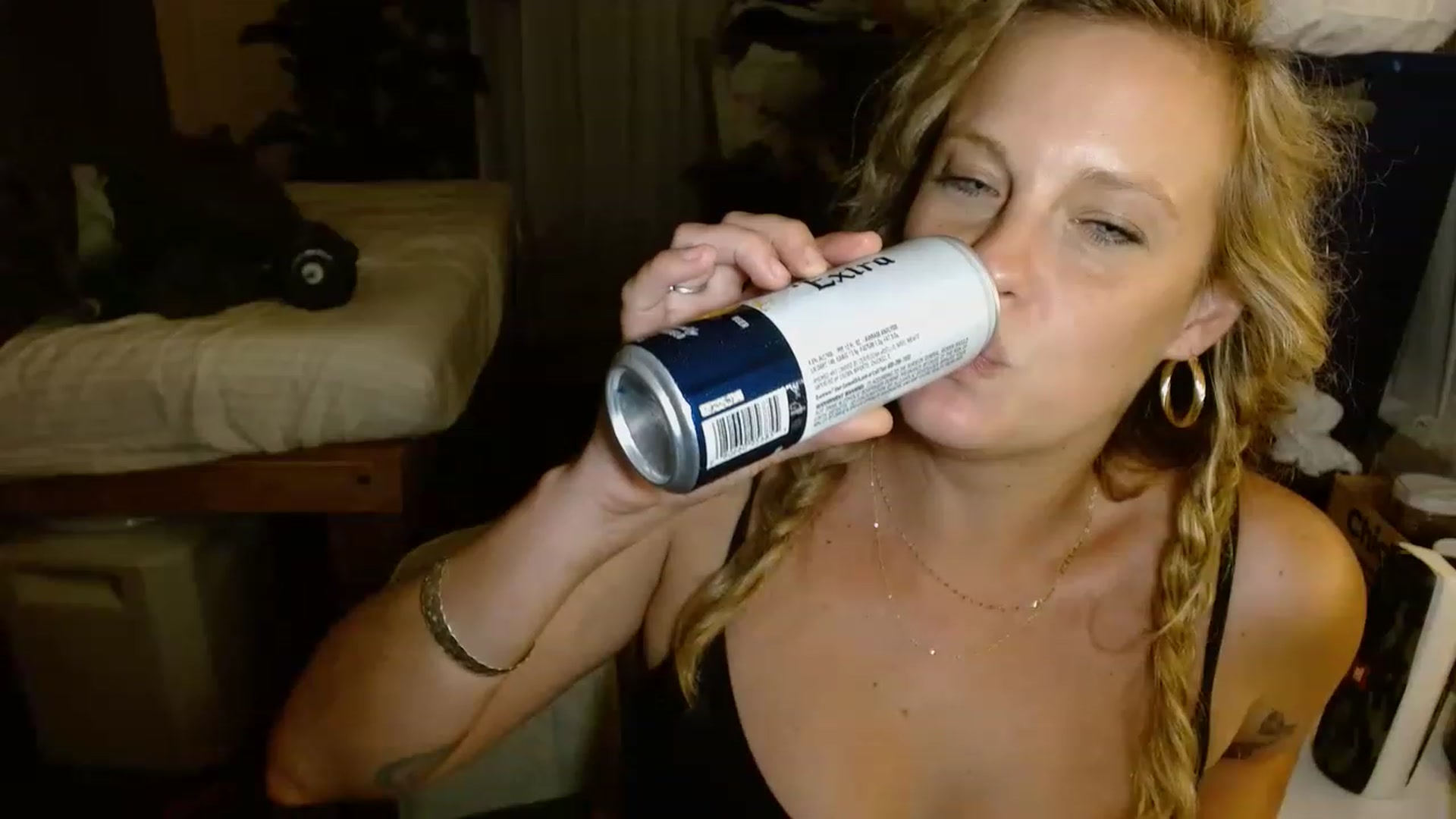 Gallery image thumbnail from Ailia_'s myfreecams stream on, 11/19/2022, 07:56 image 18 of 20