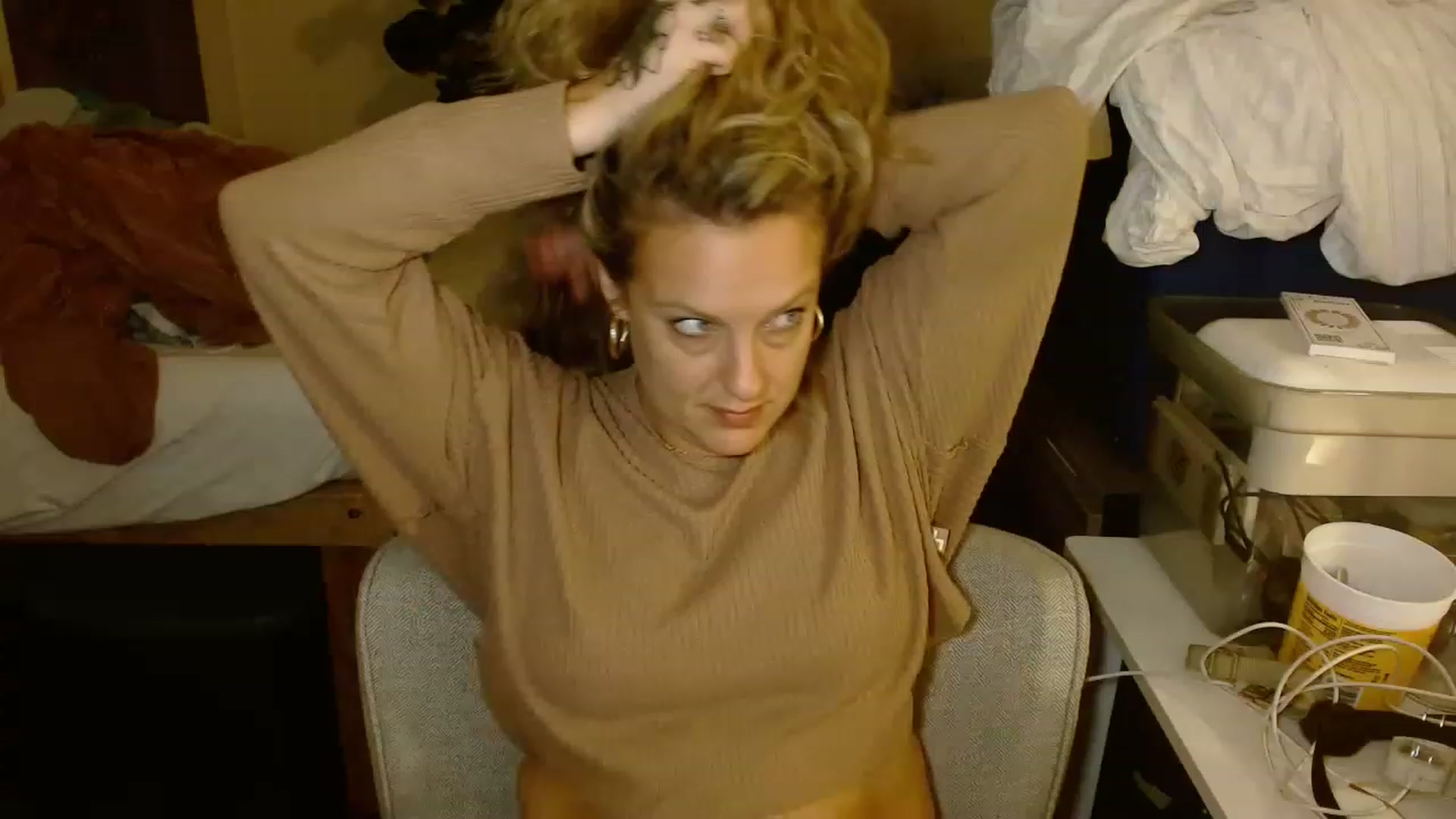 Gallery image thumbnail from Ailia_'s myfreecams stream on, 11/22/2022, 06:04 image 16 of 20