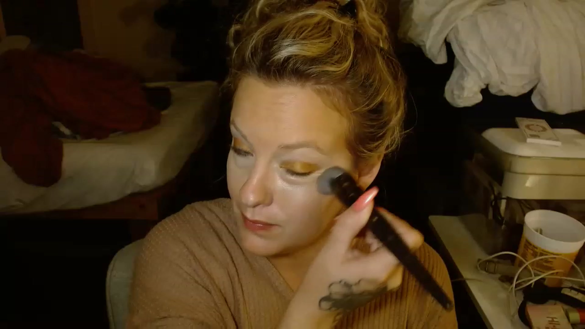 Gallery image thumbnail from Ailia_'s myfreecams stream on, 11/22/2022, 06:04 image 18 of 20