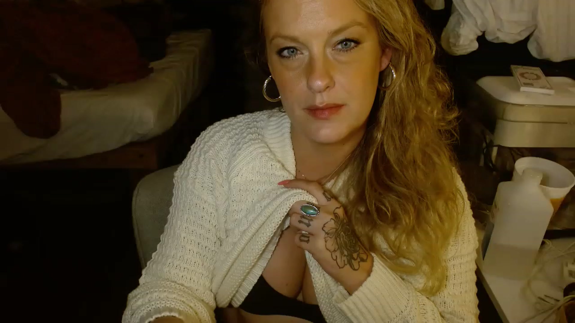 Gallery image thumbnail from Ailia_'s myfreecams stream on, 11/22/2022, 07:51 image 20 of 20