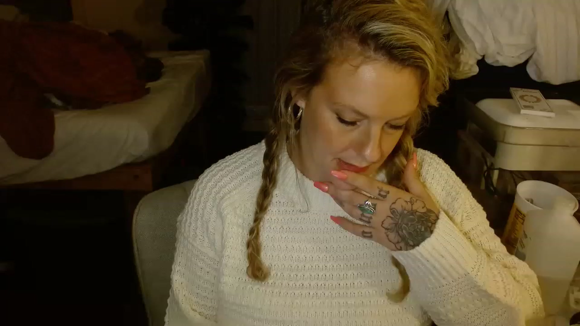 Gallery image thumbnail from Ailia_'s myfreecams stream on, 11/22/2022, 08:25 image 19 of 20