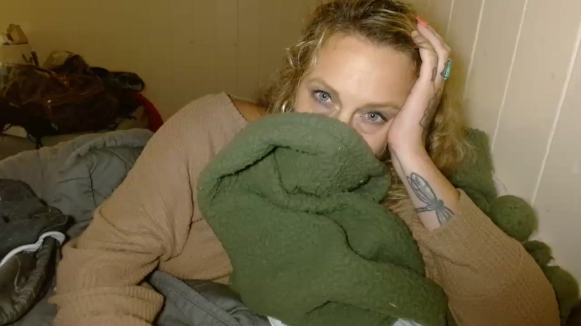 Gallery image thumbnail from Ailia_'s myfreecams stream on, 11/23/2022, 10:50 image 7 of 20