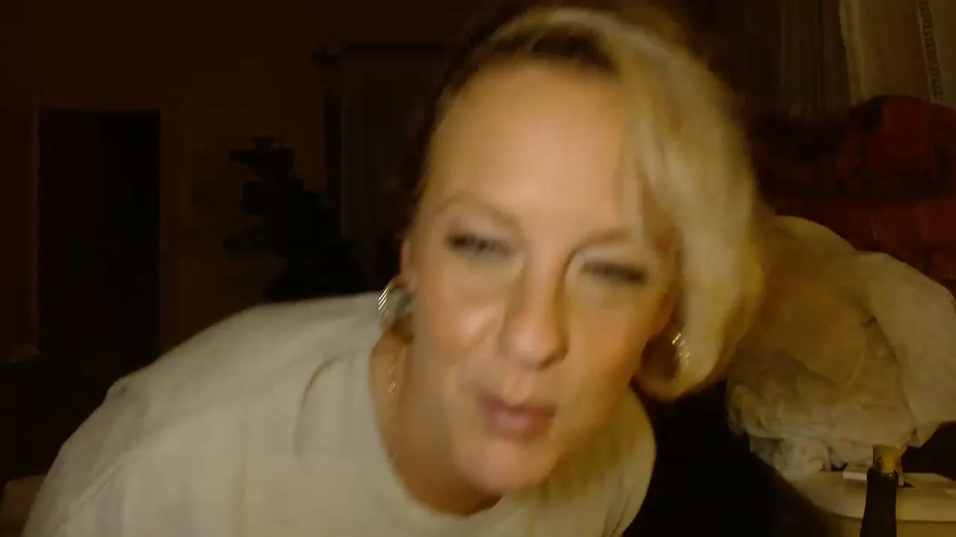 Gallery image thumbnail from Ailia_'s myfreecams stream on, 11/24/2022, 08:32 image 19 of 20