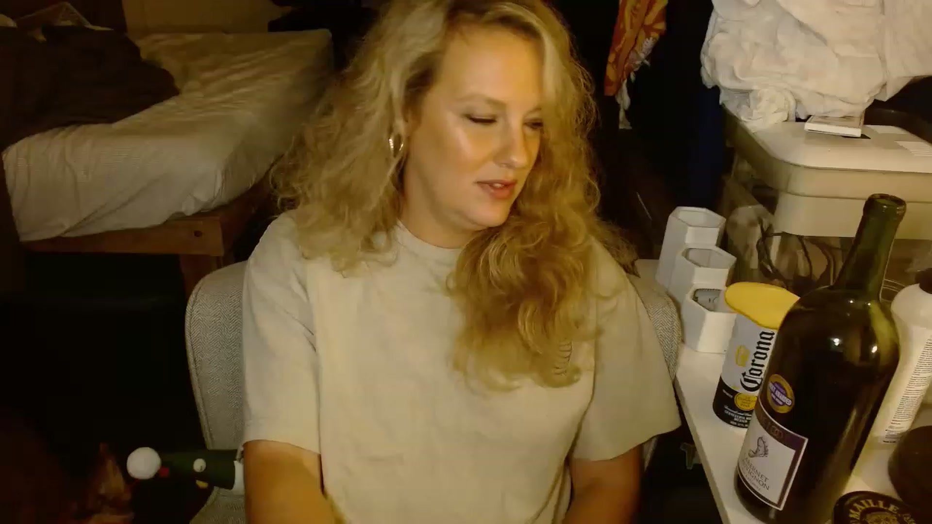 Gallery image thumbnail from Ailia_'s myfreecams stream on, 11/24/2022, 10:04 image 18 of 20
