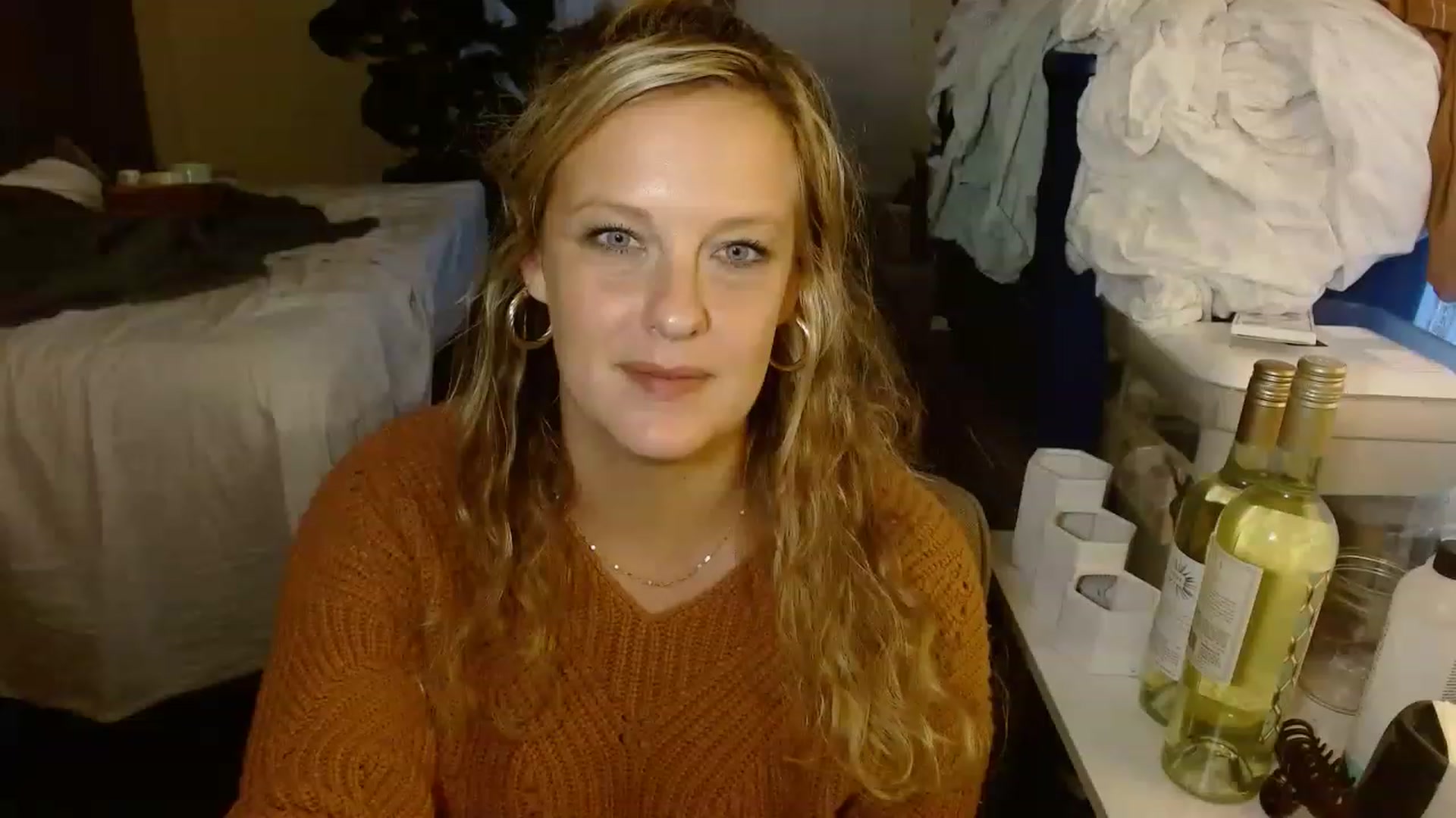 Gallery image thumbnail from Ailia_'s myfreecams stream on, 11/25/2022, 04:55 image 5 of 20