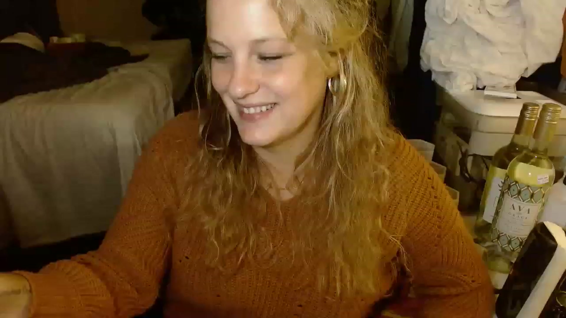 Gallery image thumbnail from Ailia_'s myfreecams stream on, 11/25/2022, 06:01 image 12 of 20
