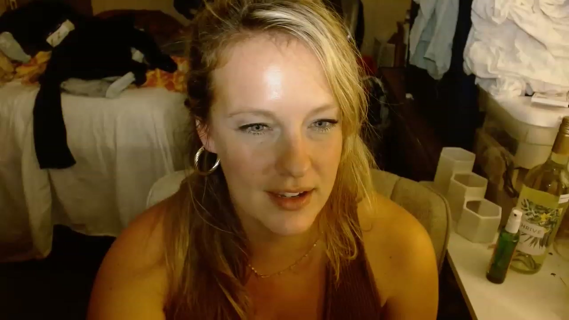 Gallery image thumbnail from Ailia_'s myfreecams stream on, 11/26/2022, 07:52 image 9 of 20