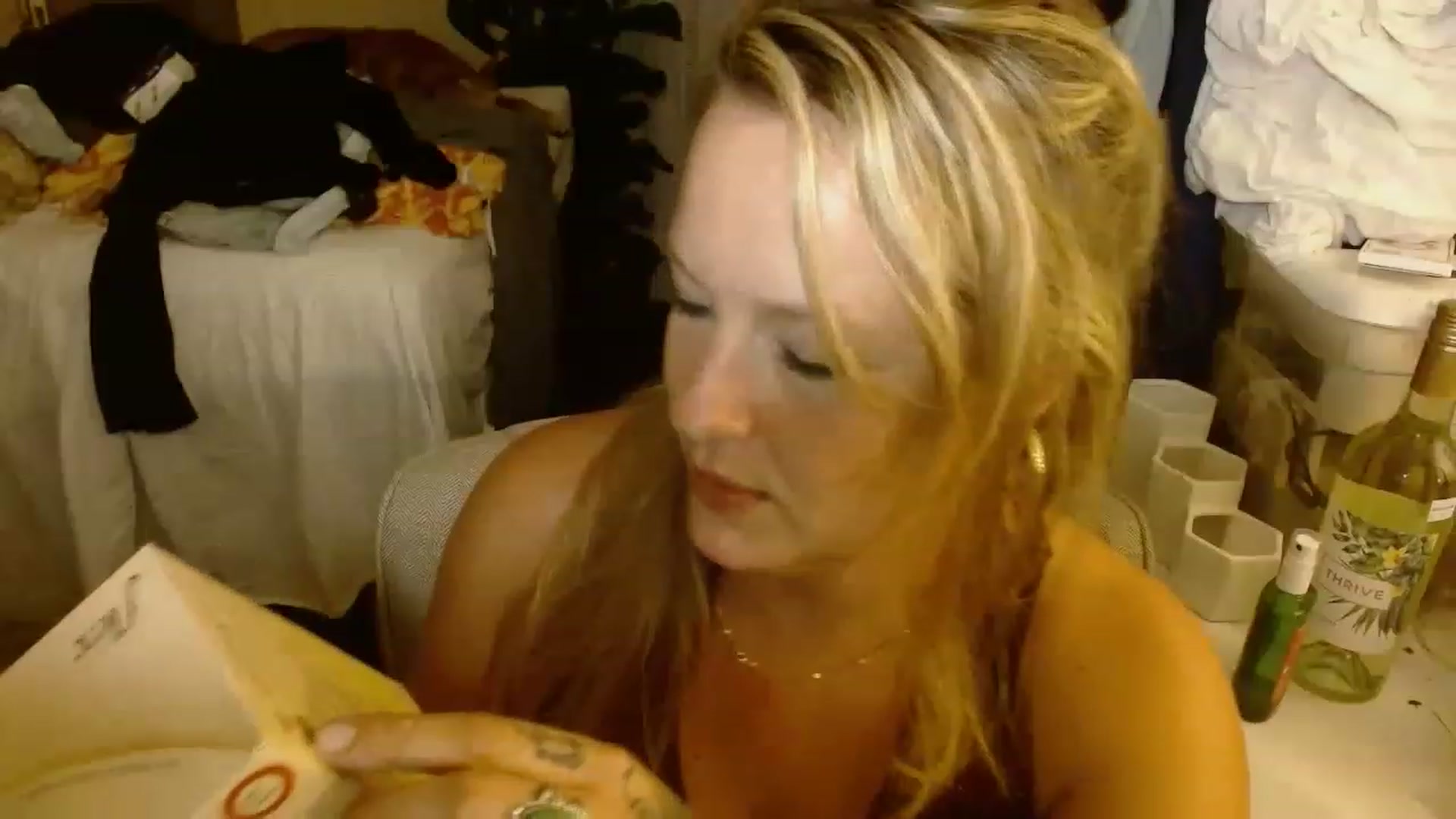Gallery image thumbnail from Ailia_'s myfreecams stream on, 11/26/2022, 07:52 image 8 of 20