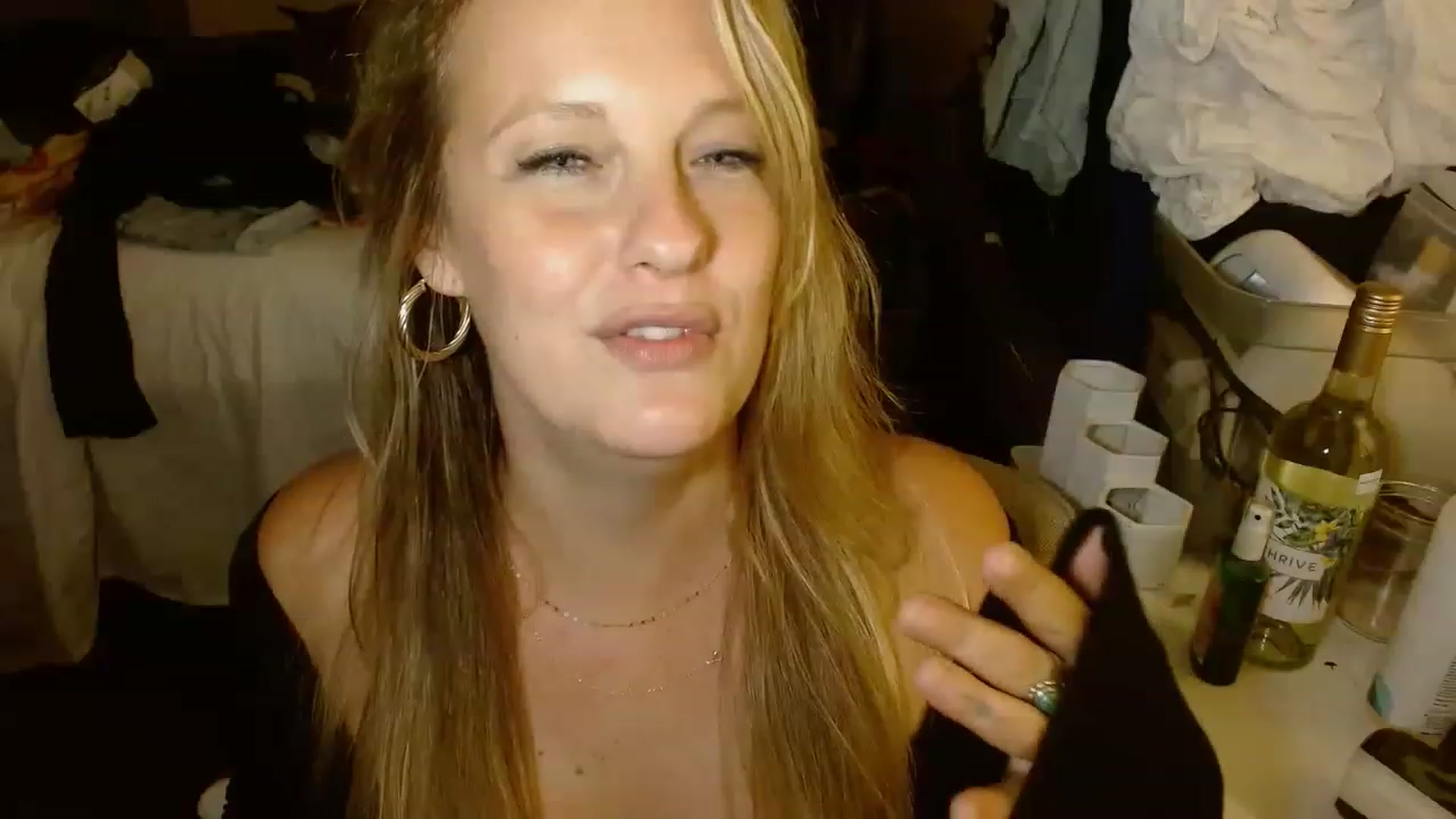 Gallery image thumbnail from Ailia_'s myfreecams stream on, 11/26/2022, 09:03 image 15 of 20