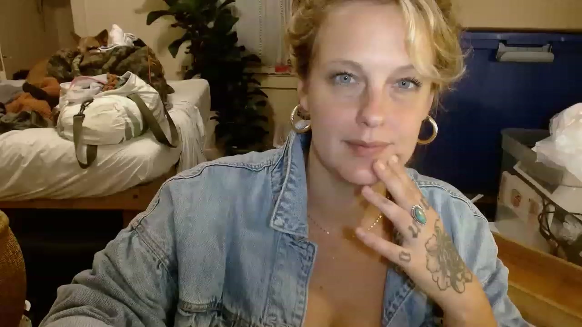Gallery image thumbnail from Ailia_'s myfreecams stream on, 11/29/2022, 07:53 image 19 of 20