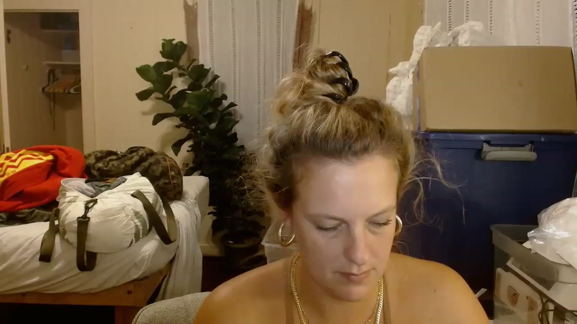Gallery image thumbnail from Ailia_'s myfreecams stream on, 11/29/2022, 07:53 image 4 of 20