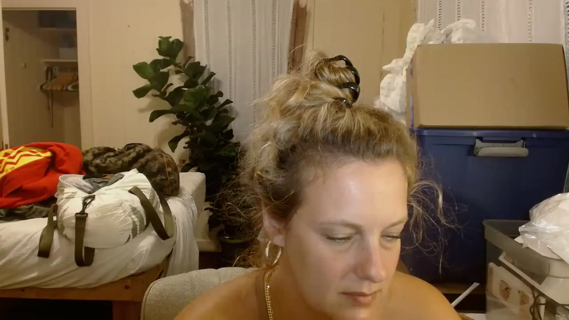Gallery image thumbnail from Ailia_'s myfreecams stream on, 11/29/2022, 07:53 image 3 of 20