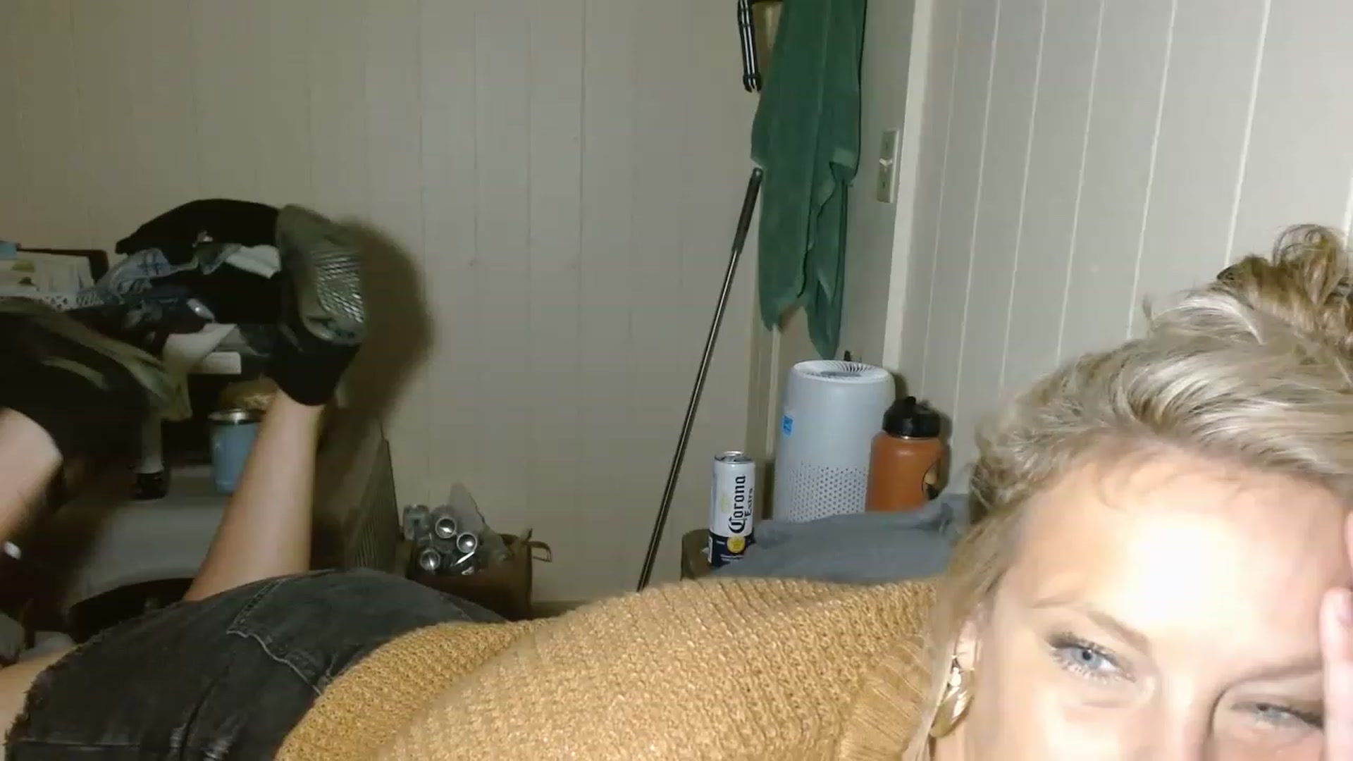 Gallery image thumbnail from Ailia_'s myfreecams stream on, 12/07/2022, 09:02 image 10 of 20