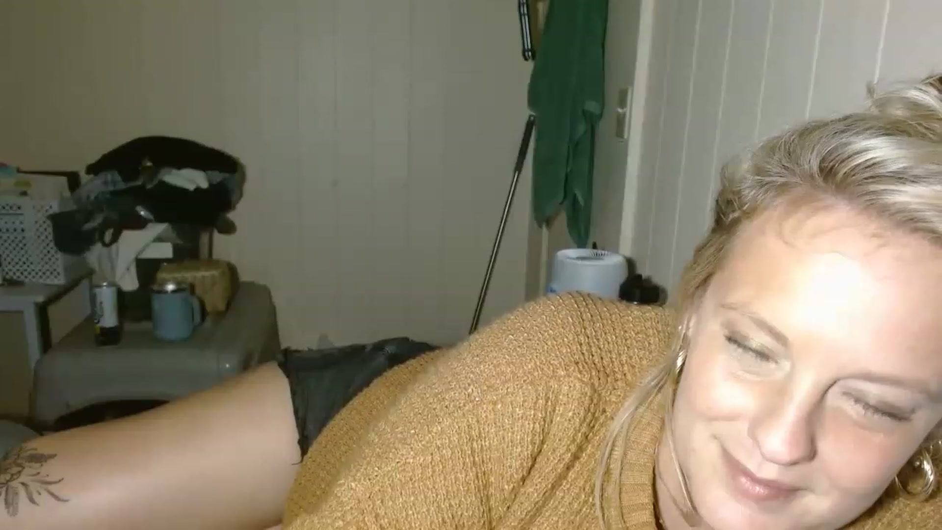 Gallery image thumbnail from Ailia_'s myfreecams stream on, 12/07/2022, 09:02 image 8 of 20