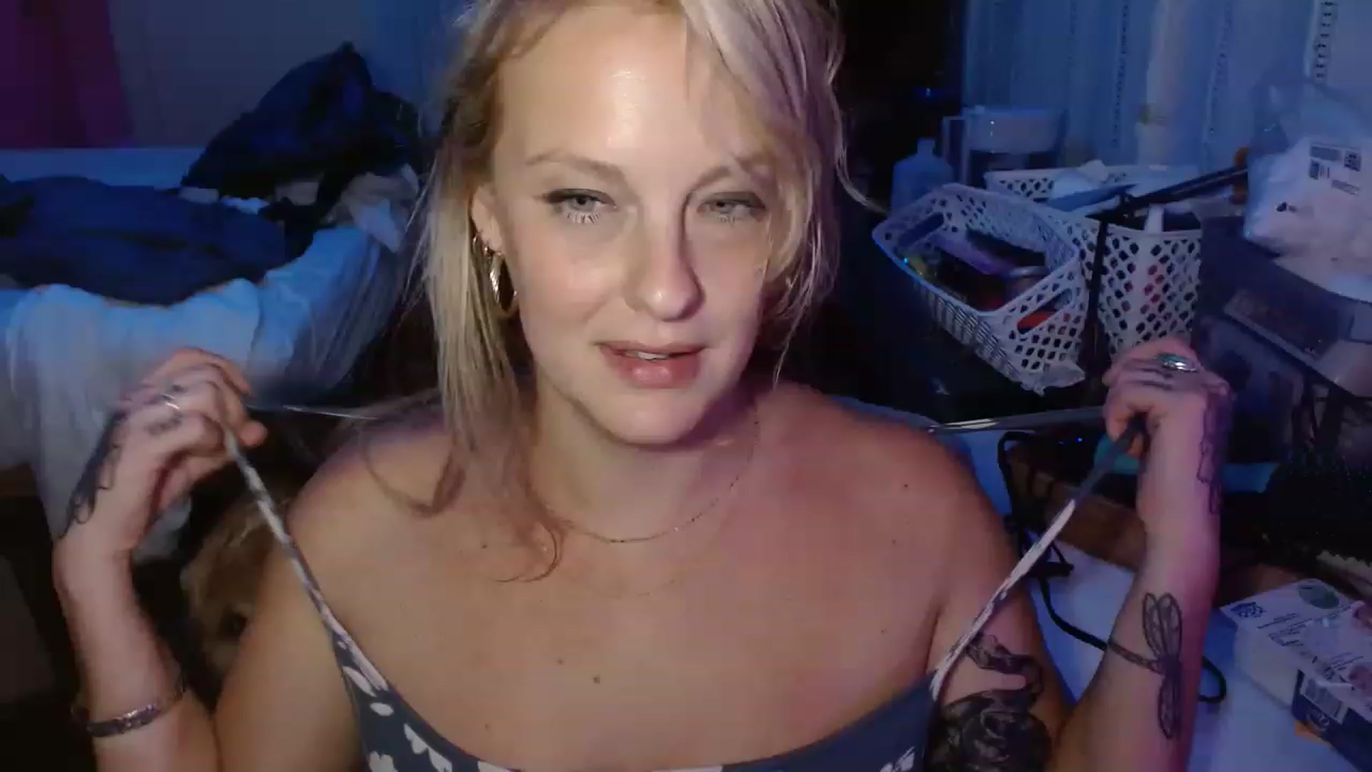 Gallery image thumbnail from Ailia_'s myfreecams stream on, 12/12/2022, 11:49 image 8 of 20