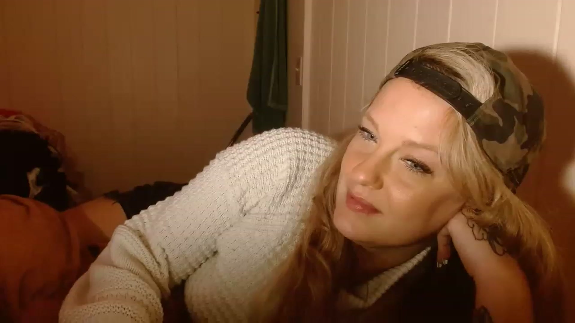 Gallery image thumbnail from Ailia_'s myfreecams stream on, 12/27/2022, 10:23 image 9 of 20
