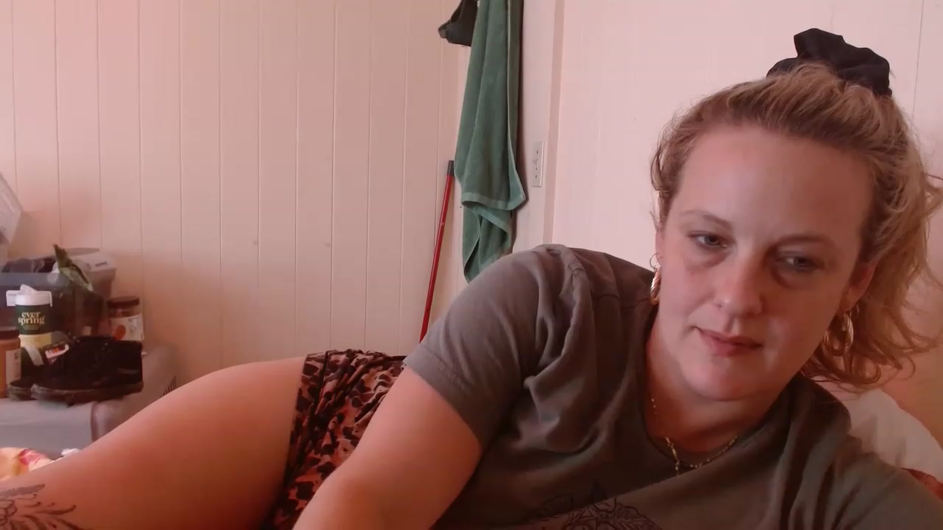 Gallery image thumbnail from Ailia_'s myfreecams stream on, 12/29/2022, 04:33 image 4 of 20
