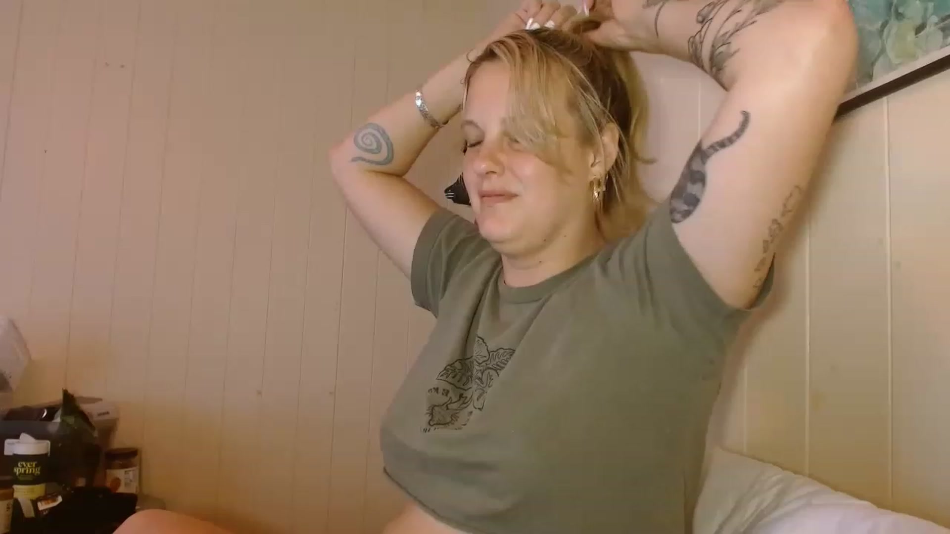 Gallery image thumbnail from Ailia_'s myfreecams stream on, 12/29/2022, 04:33 image 9 of 20