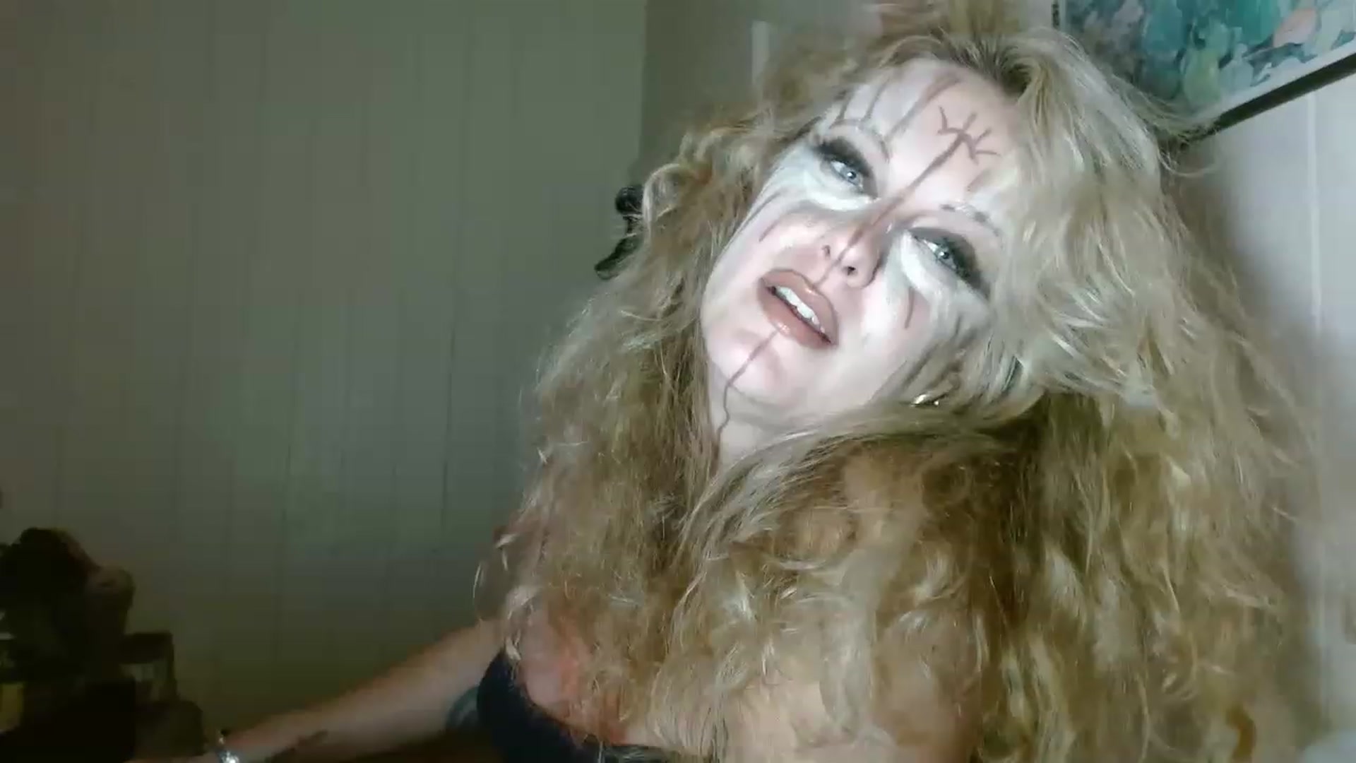 Gallery image thumbnail from Ailia_'s myfreecams stream on, 12/30/2022, 11:48 image 16 of 20