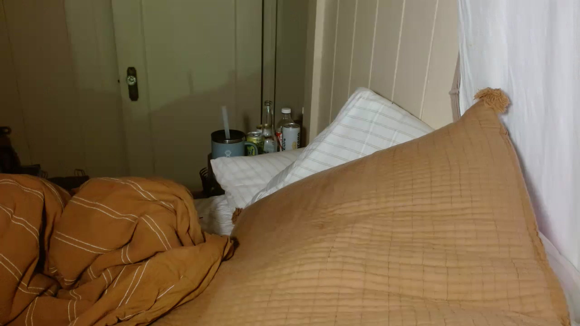 Gallery image thumbnail from Ailia_'s myfreecams stream on, 01/02/2023, 08:45 image 15 of 20