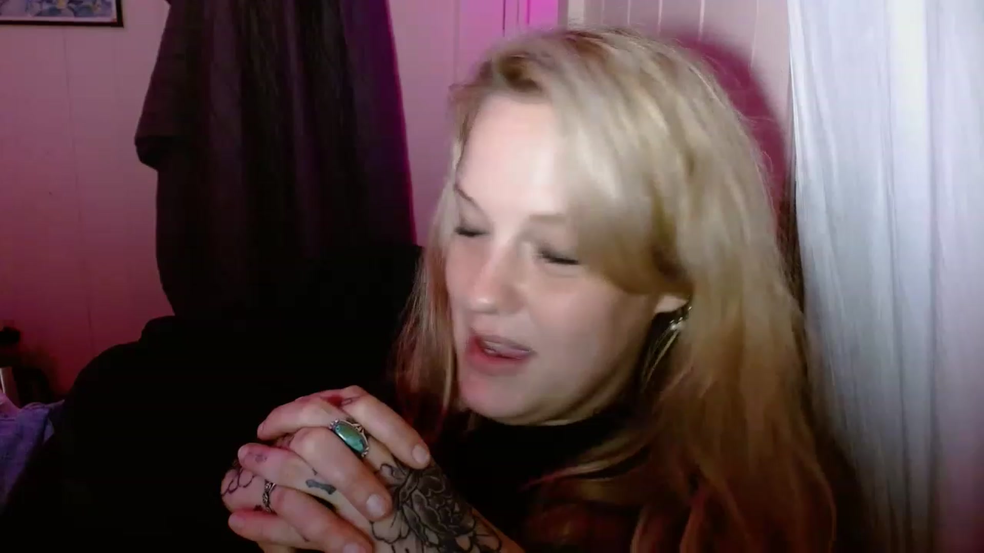 Gallery image thumbnail from Ailia_'s myfreecams stream on, 01/04/2023, 09:09 image 10 of 20