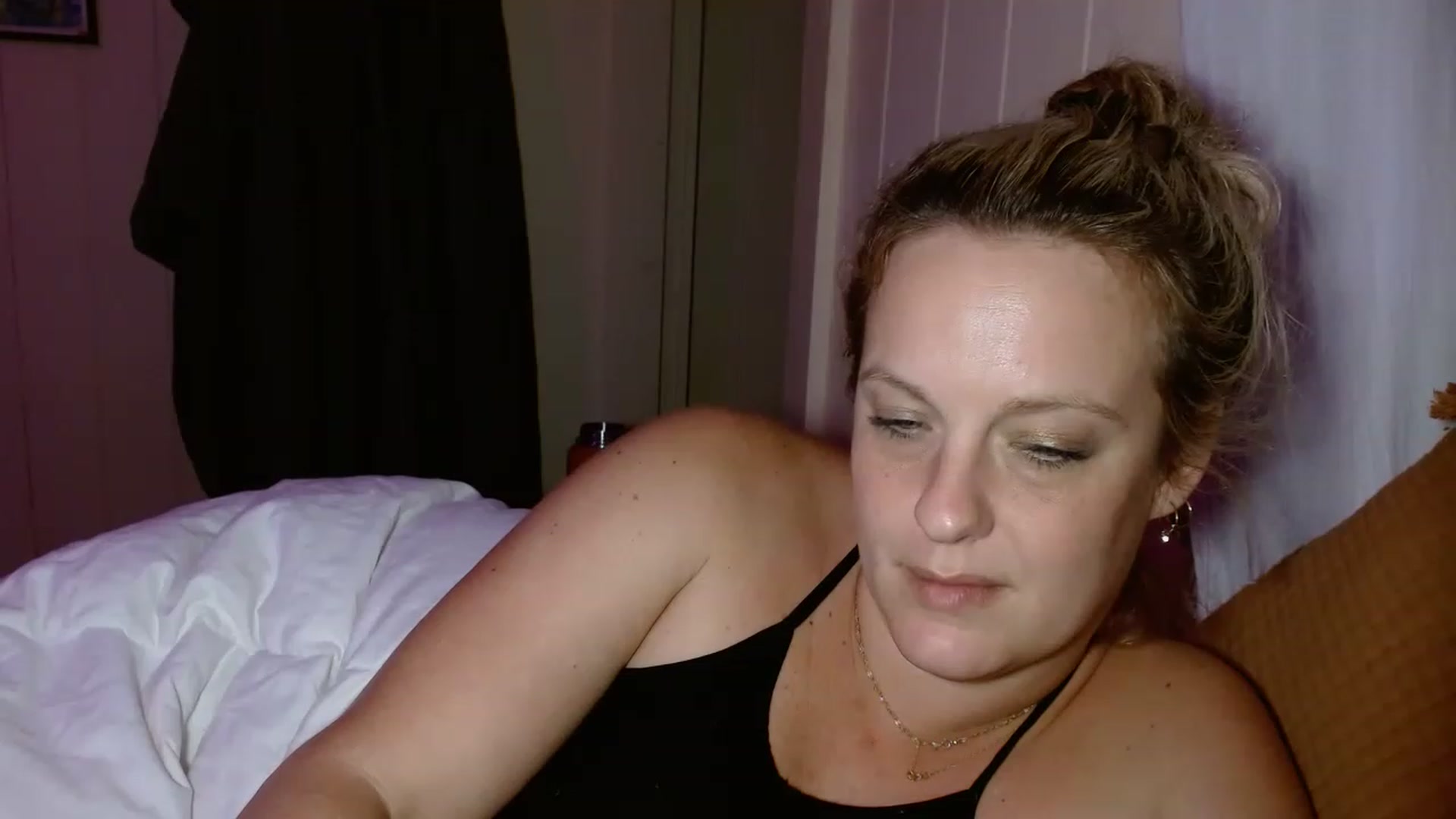 Gallery image thumbnail from Ailia_'s myfreecams stream on, 01/05/2023, 10:24 image 19 of 20