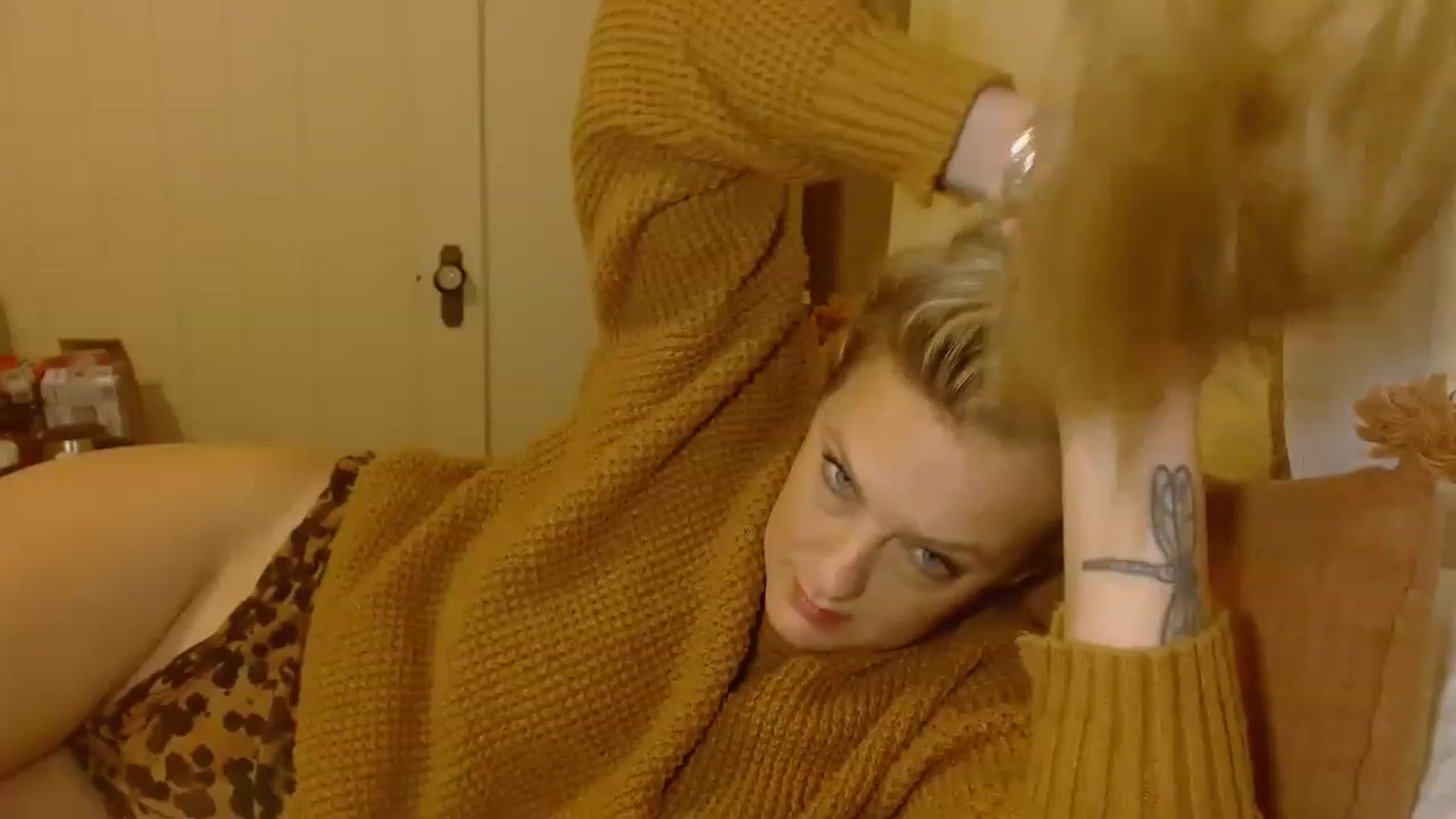 Gallery image thumbnail from Ailia_'s myfreecams stream on, 01/08/2023, 07:27 image 4 of 20