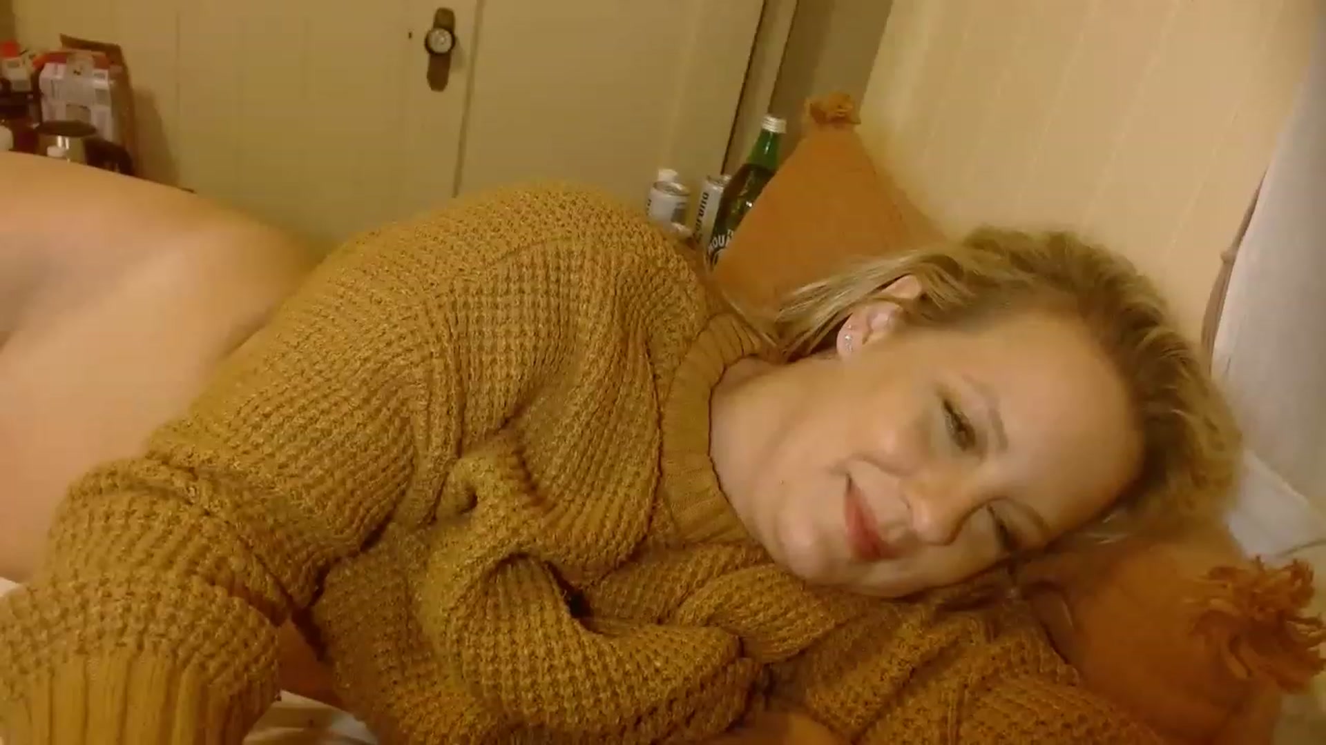 Gallery image thumbnail from Ailia_'s myfreecams stream on, 01/08/2023, 07:27 image 18 of 20