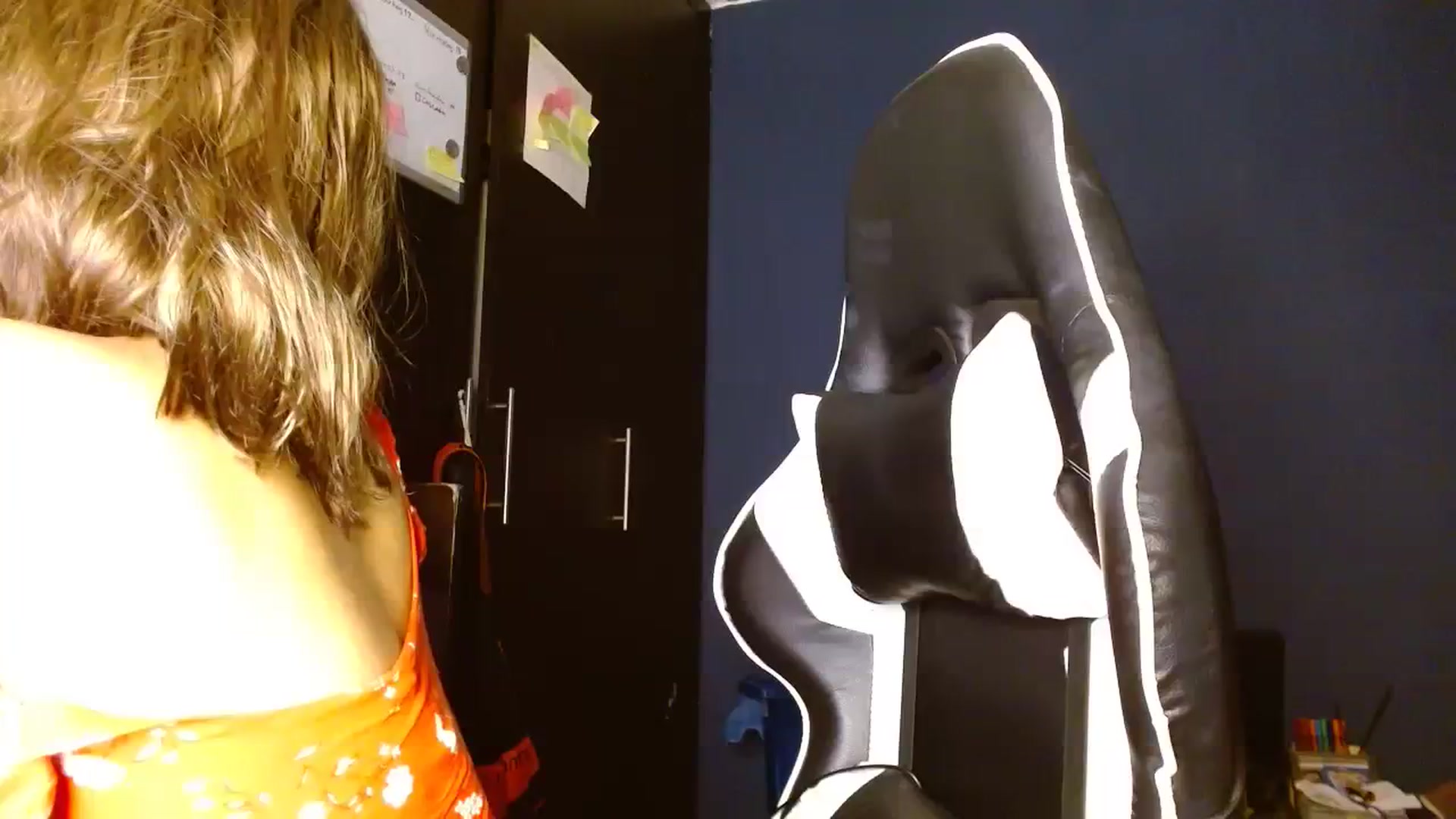 Gallery image thumbnail from Ailyn_grawn's myfreecams stream on, 11/28/2023, 01:23 image 18 of 20