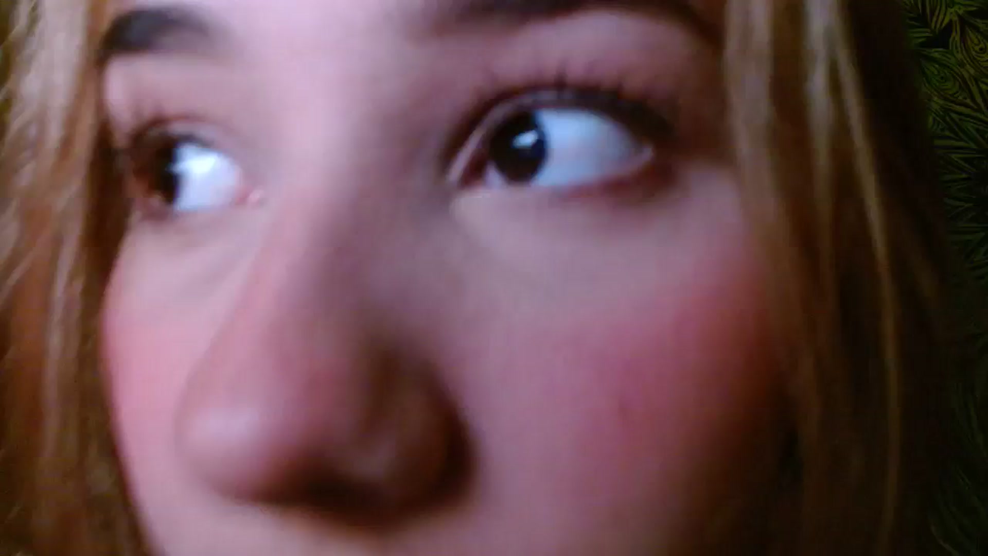 Gallery image thumbnail from Ailyn_grawn's myfreecams stream on, 02/22/2024, 06:03 image 4 of 20