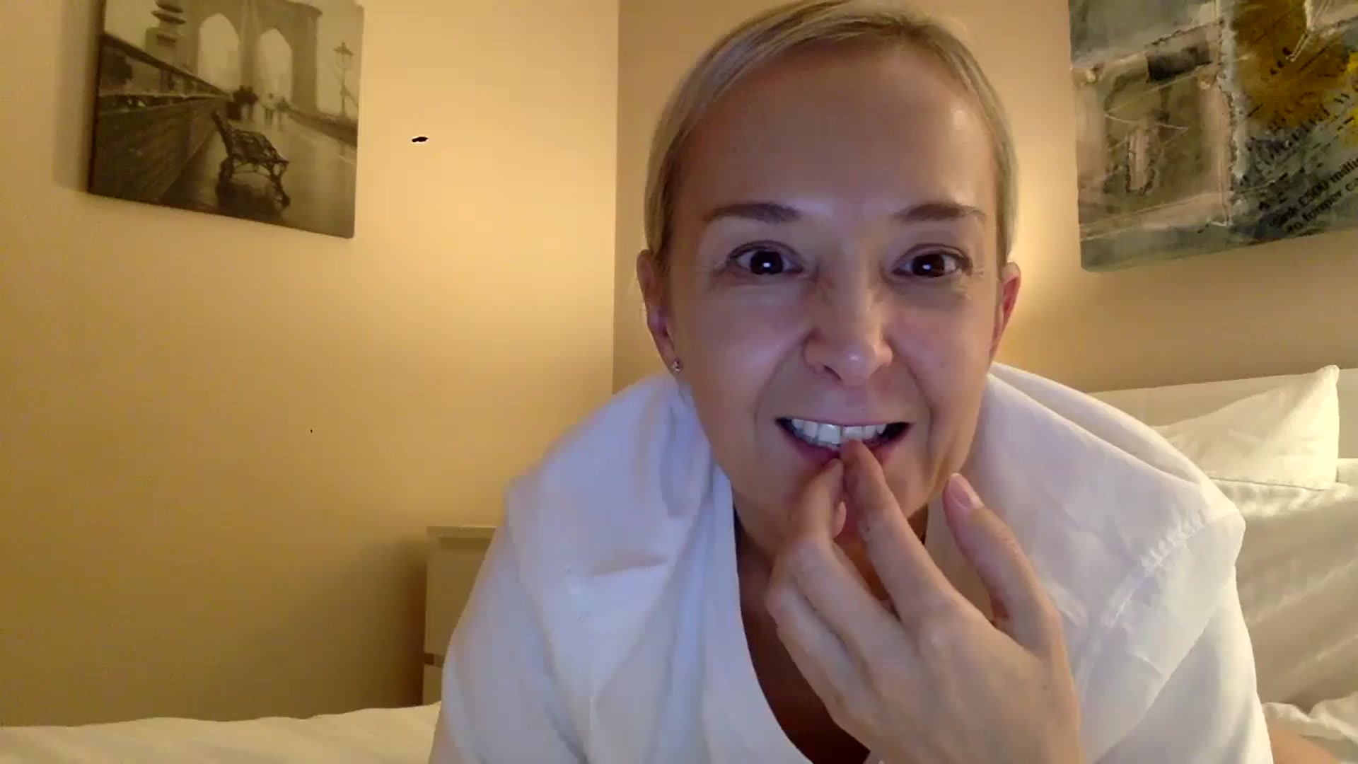 Gallery image thumbnail from Aimee101010's myfreecams stream on, 01/23/2026, 21:35 image 20 of 20