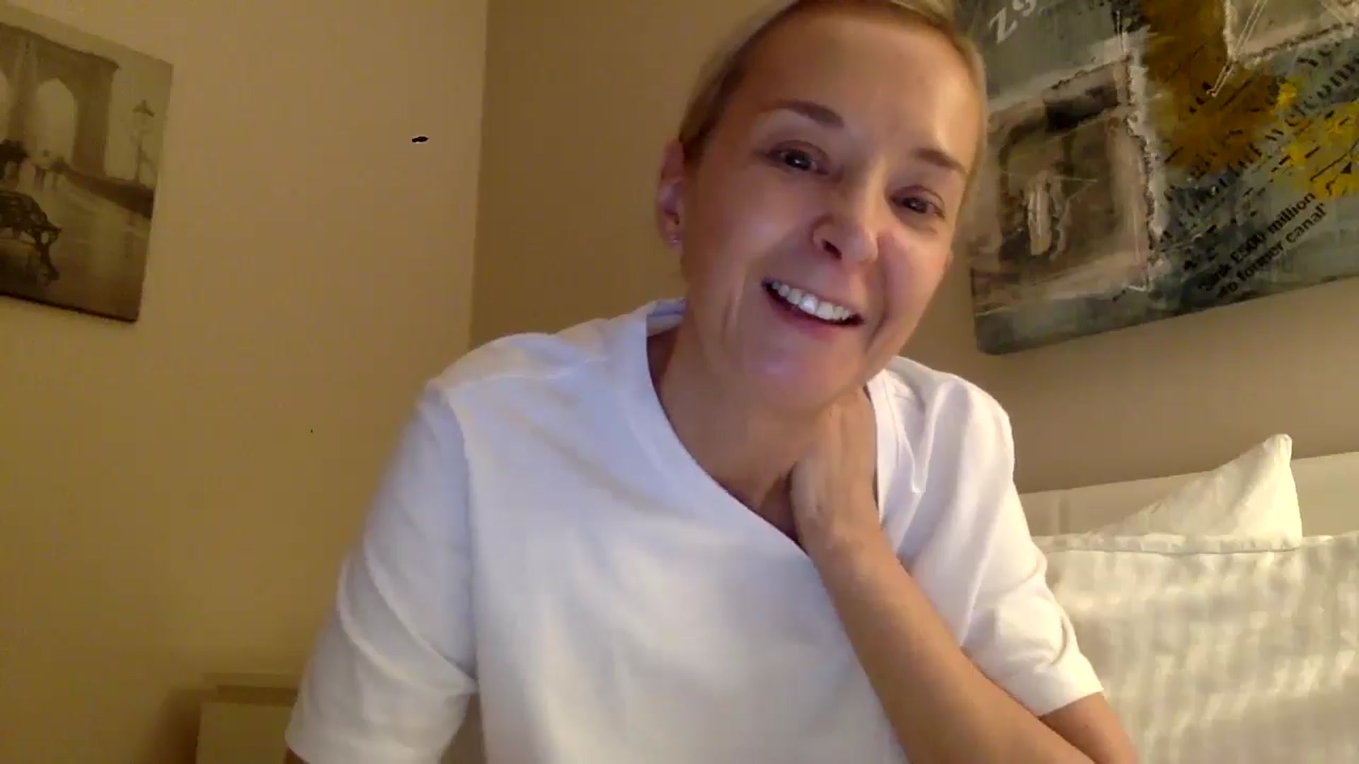 Gallery image thumbnail from Aimee101010's myfreecams stream on, 01/23/2026, 21:35 image 2 of 20