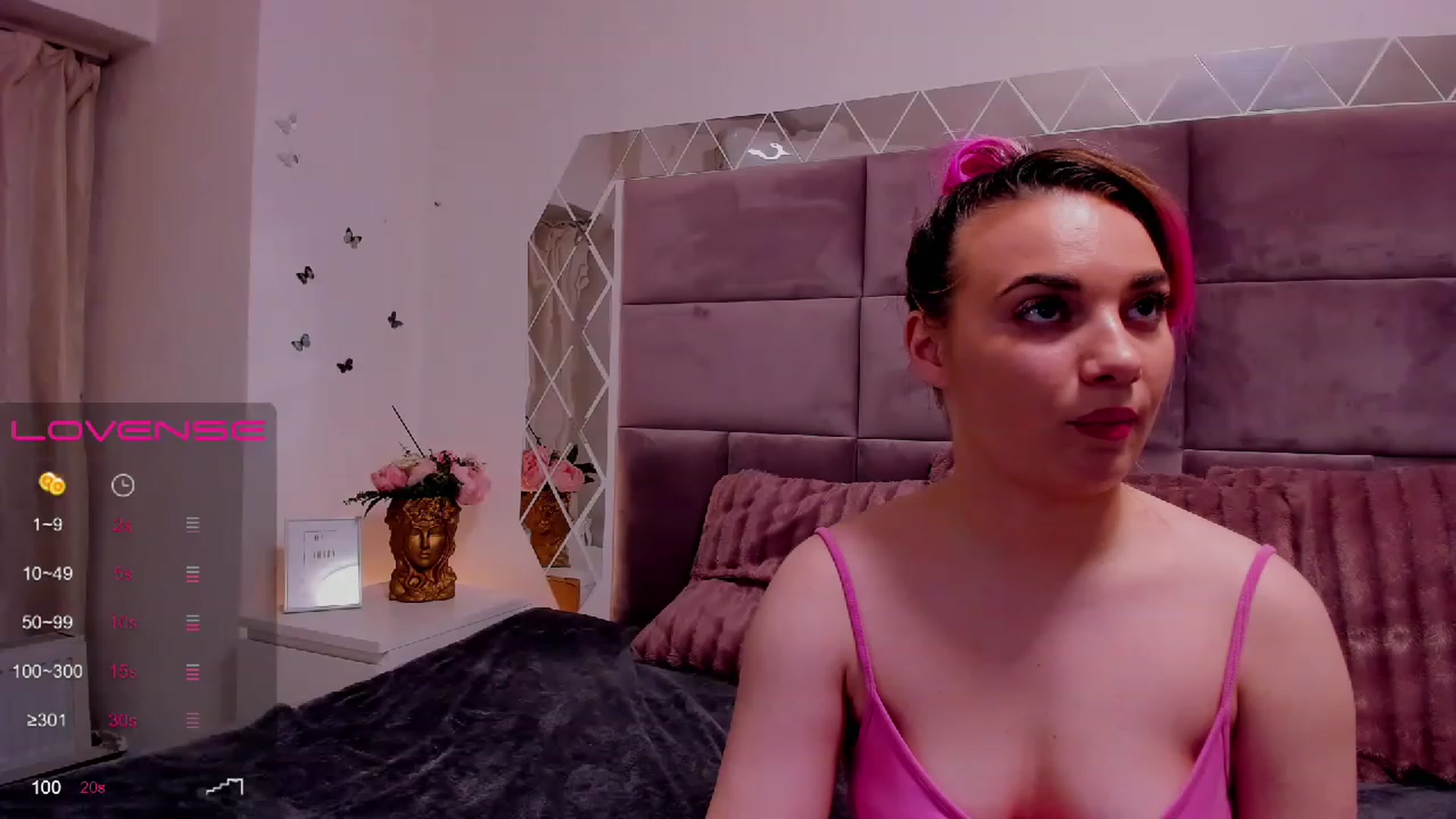 Gallery image thumbnail from AimeeJess's myfreecams stream on, 05/26/2023, 02:04 image 15 of 20
