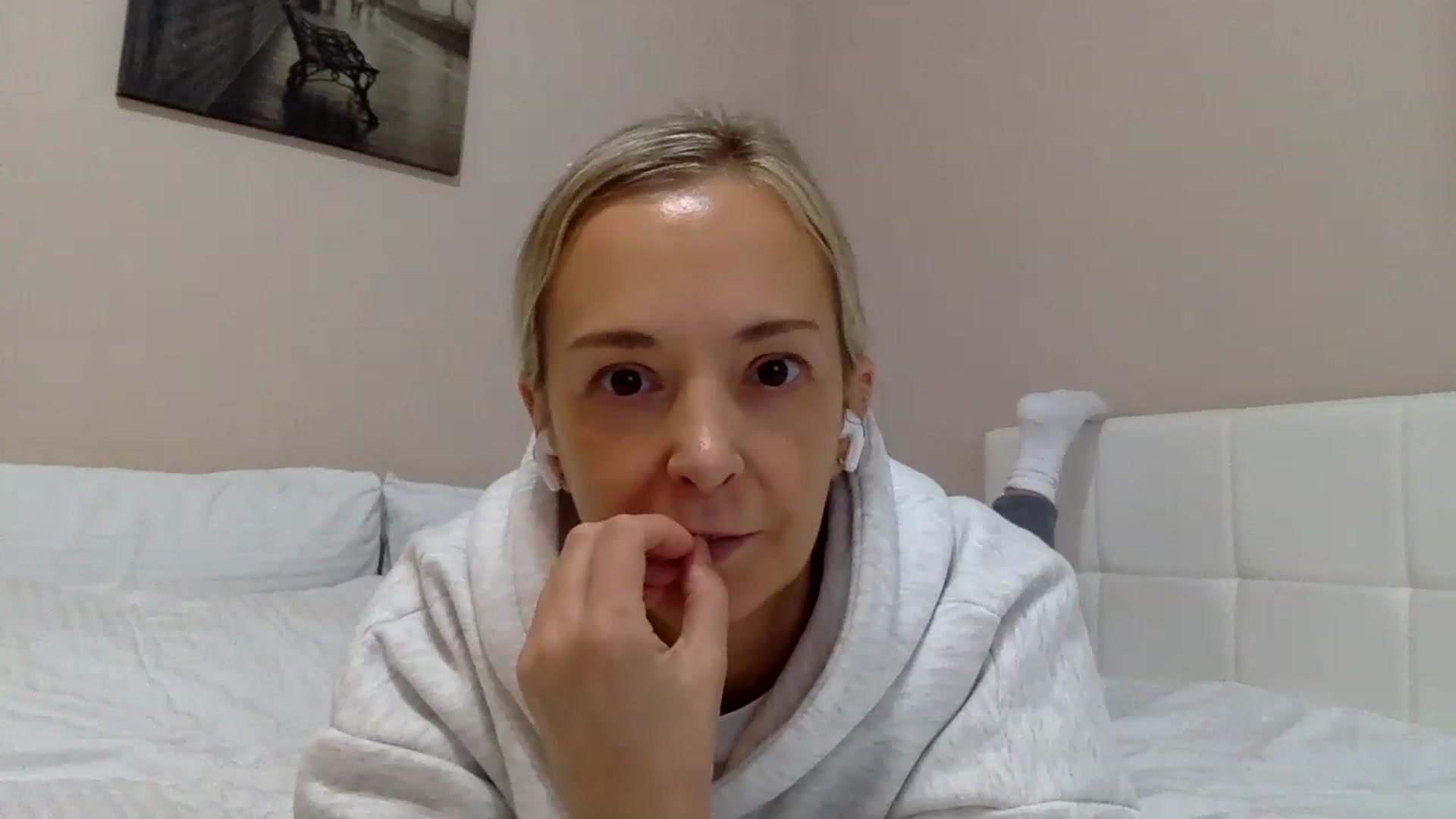 Gallery image thumbnail from Aimee_Angel's myfreecams stream on, 12/01/2022, 16:18 image 5 of 20