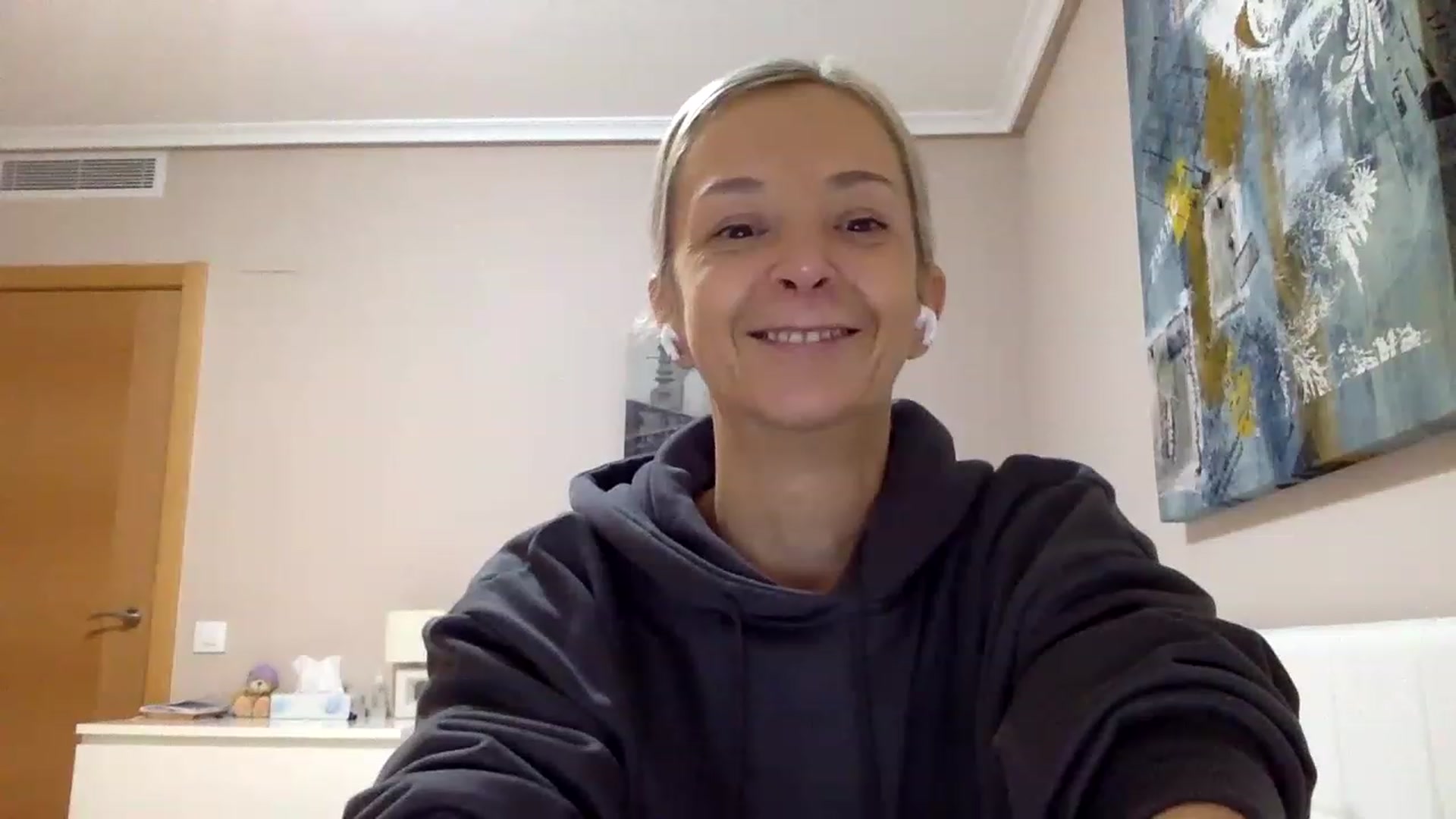 Gallery image thumbnail from Aimee_Angel's myfreecams stream on, 12/11/2022, 19:13 image 3 of 20